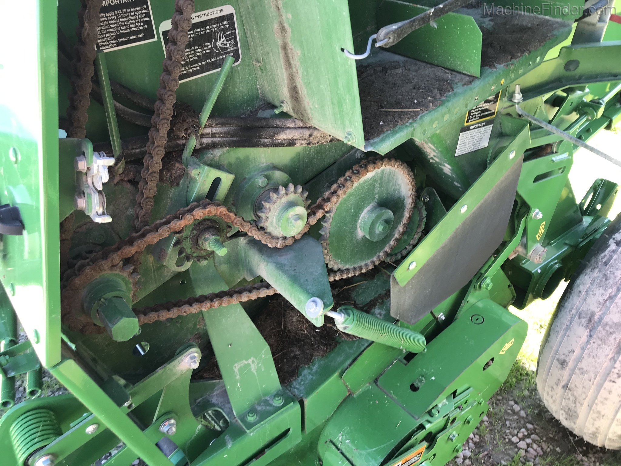 2018 John Deere 450M Image 5