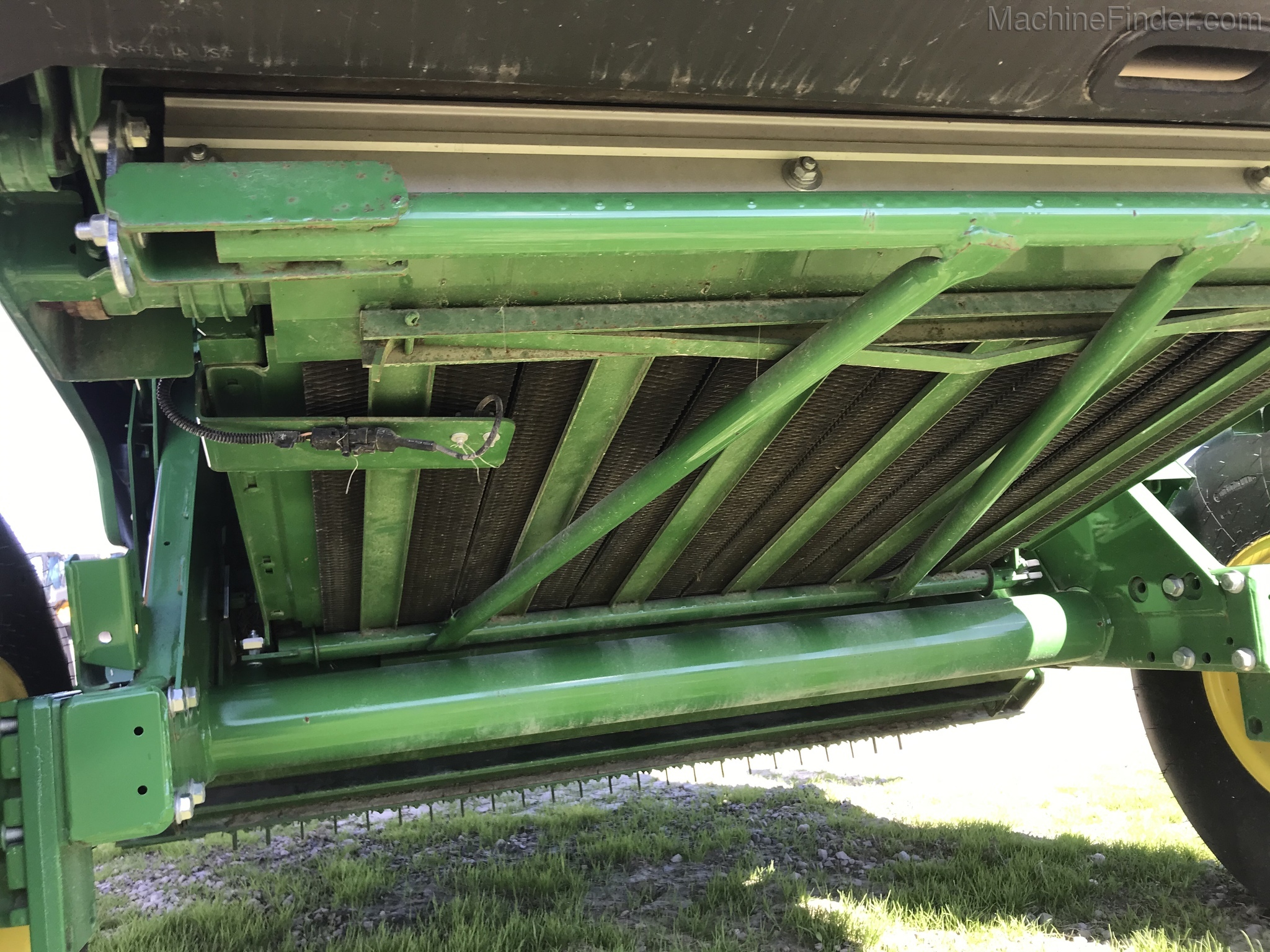 2018 John Deere 450M Image 4