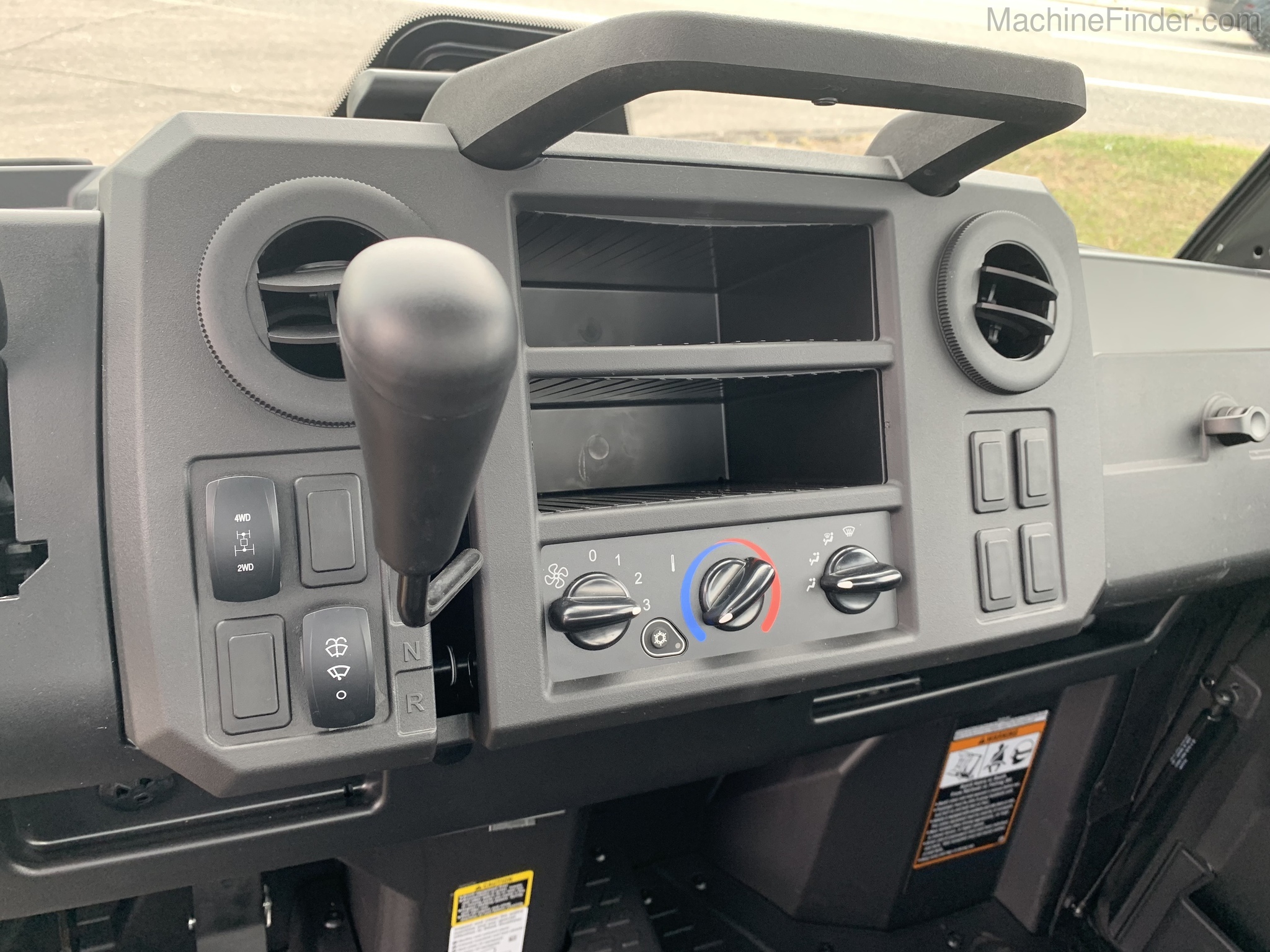 2020 John Deere 835M Image 7