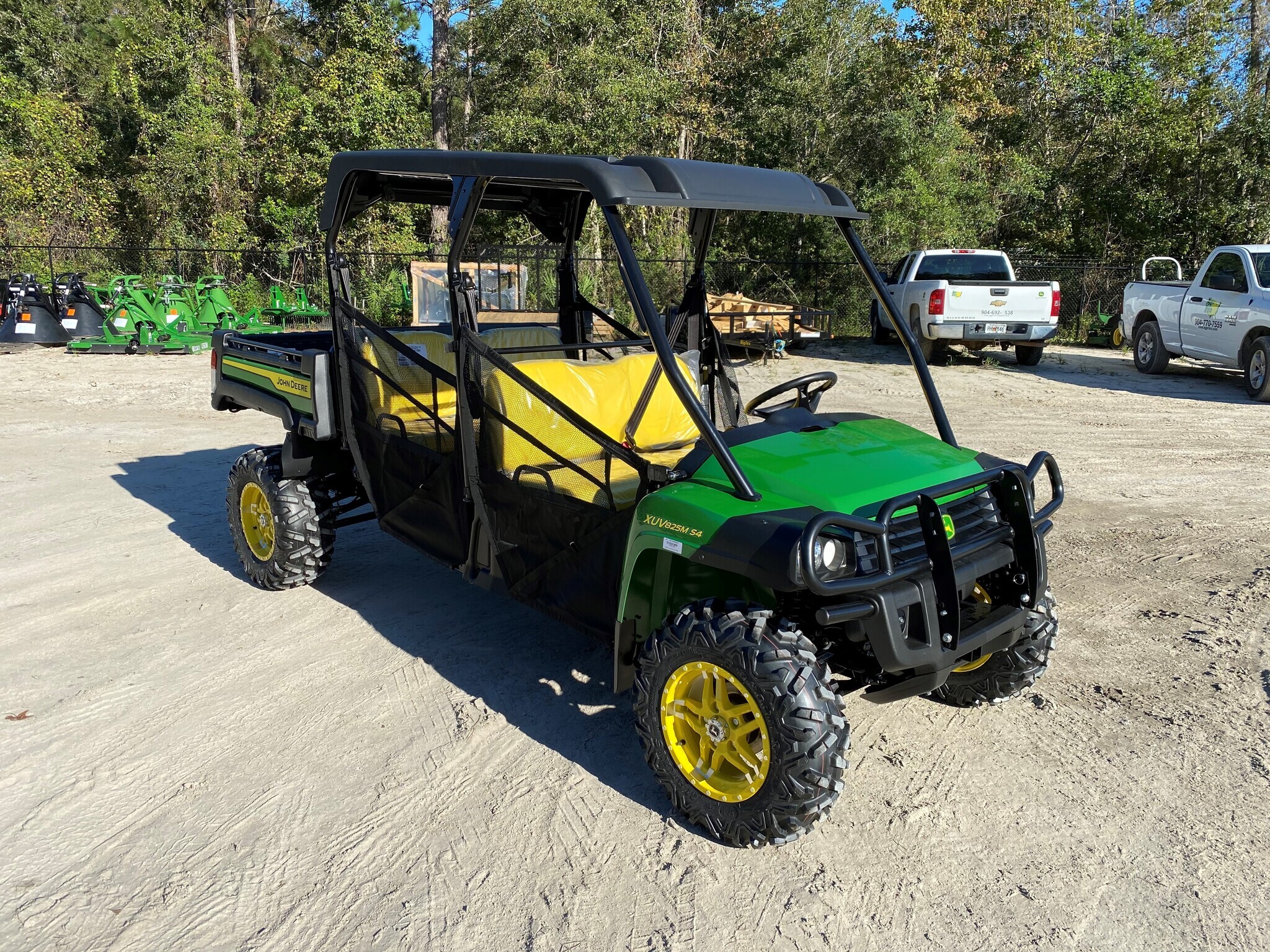 2021 John Deere 825M S4 Image 3