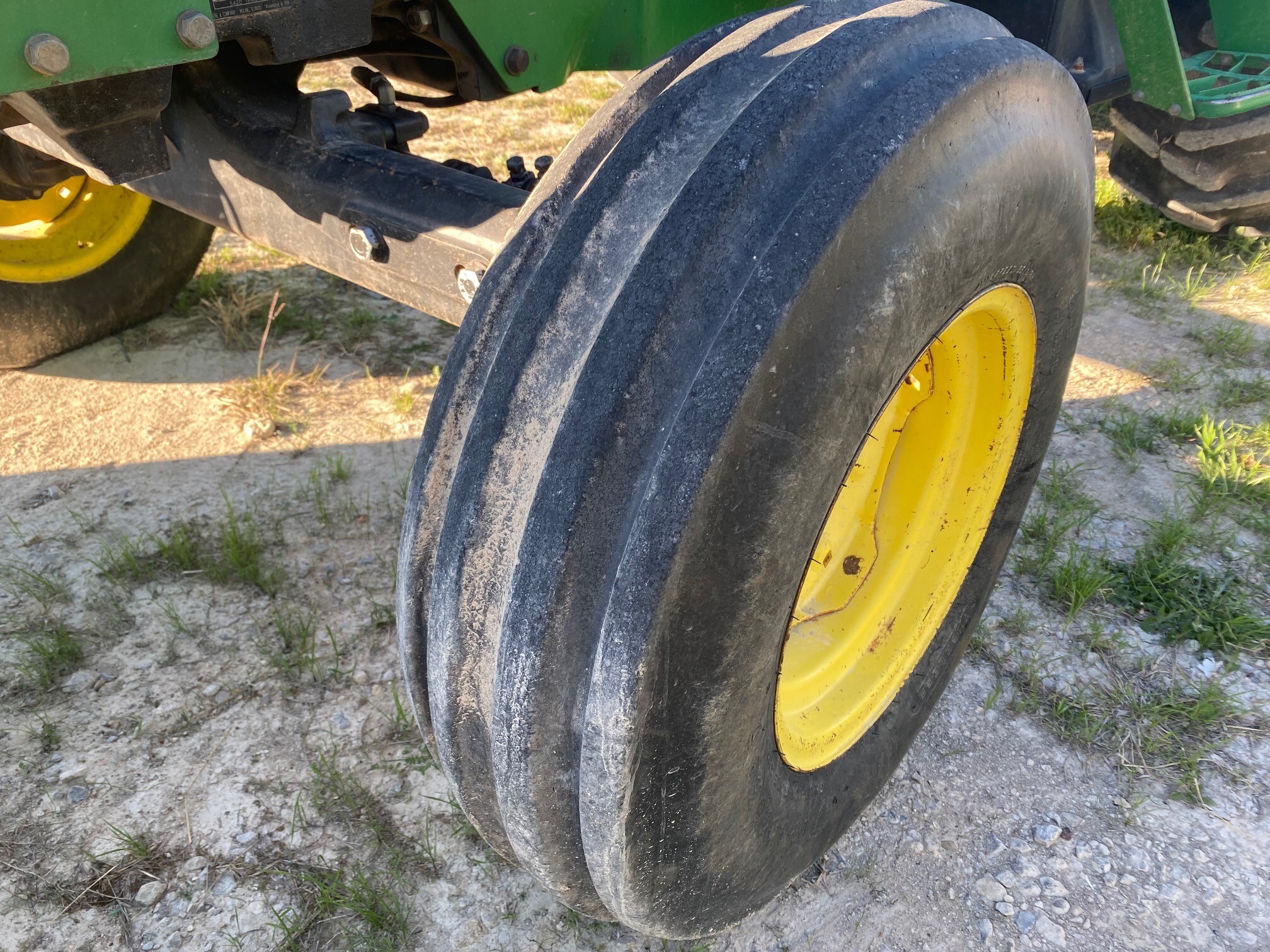 2004 John Deere 5420 Image 3