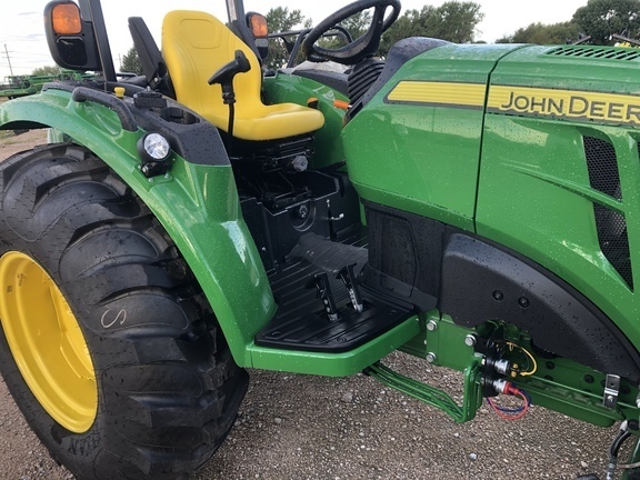 2023 John Deere 4044R Image 3