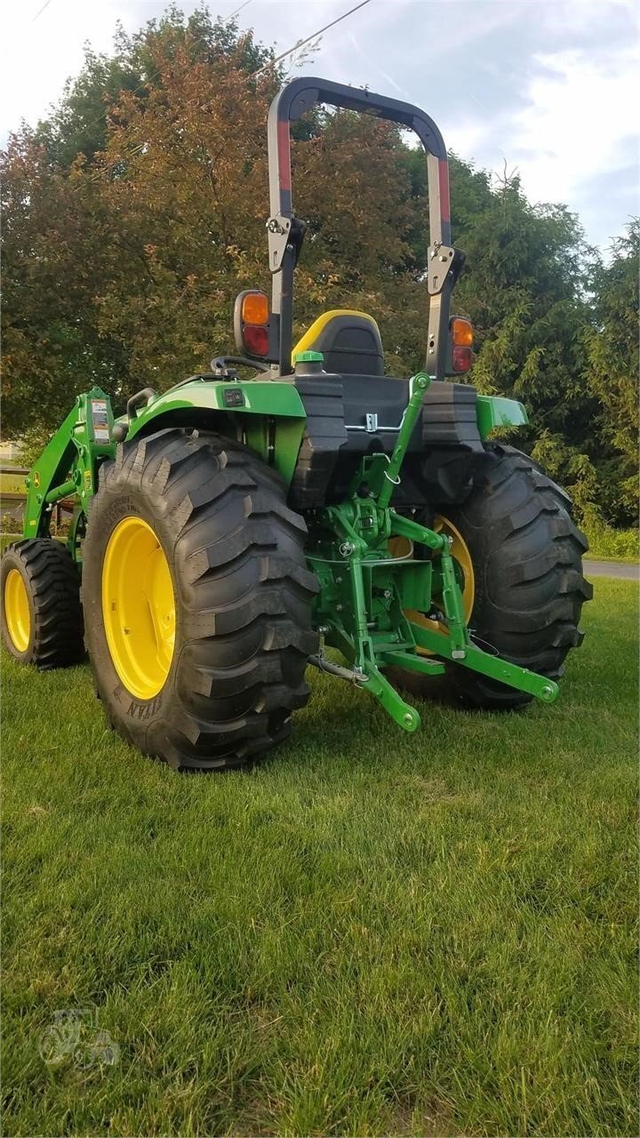 2023 John Deere 4044R Image 5