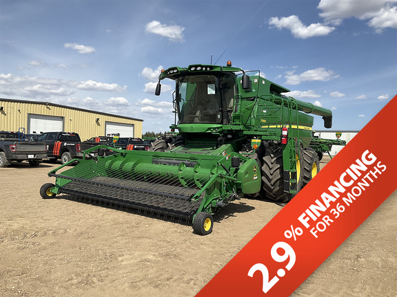 Photo of a 2014 John Deere S680