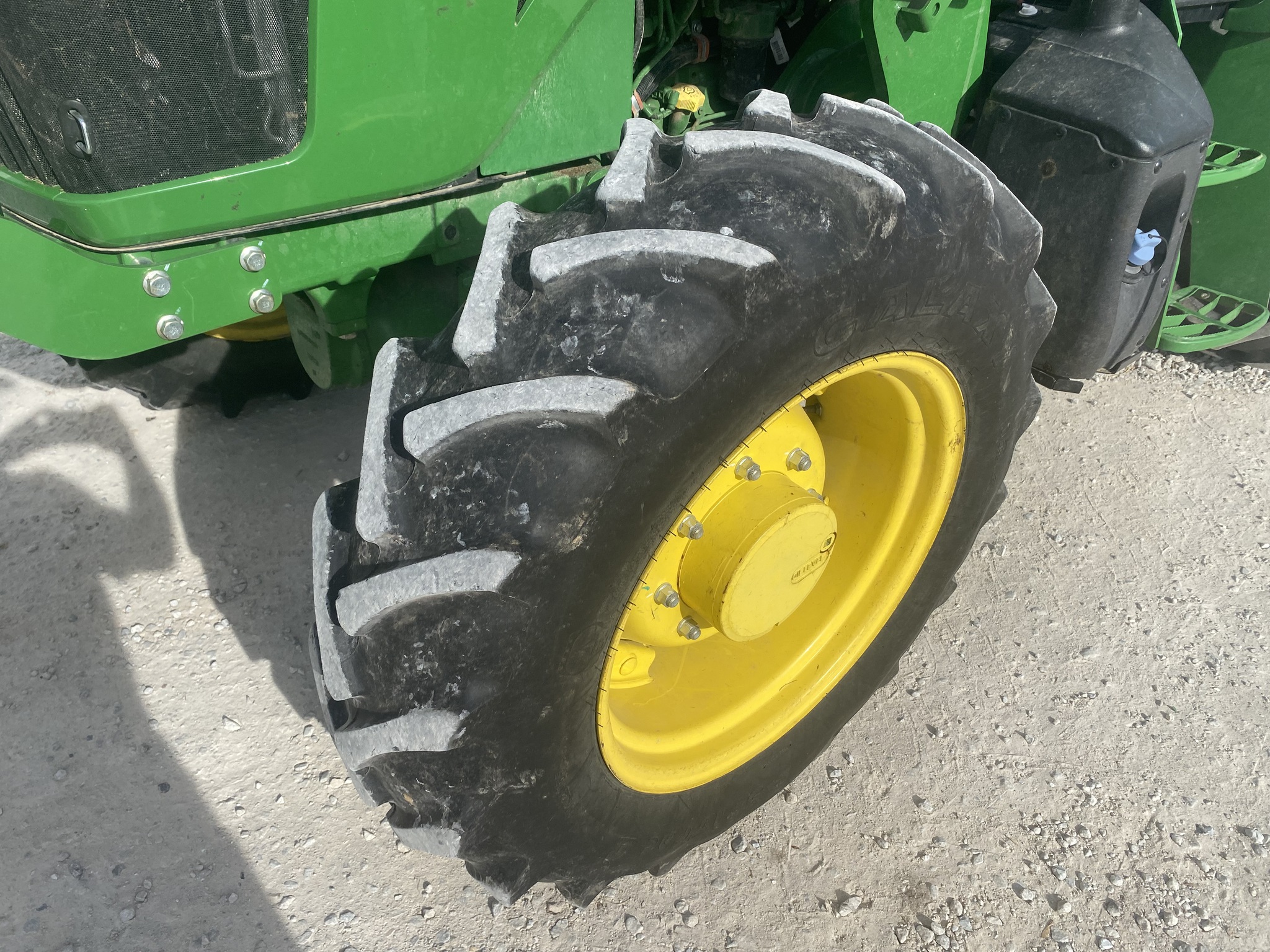  2022 John Deere 5090E at Heritage Tractor in Harrison, AR