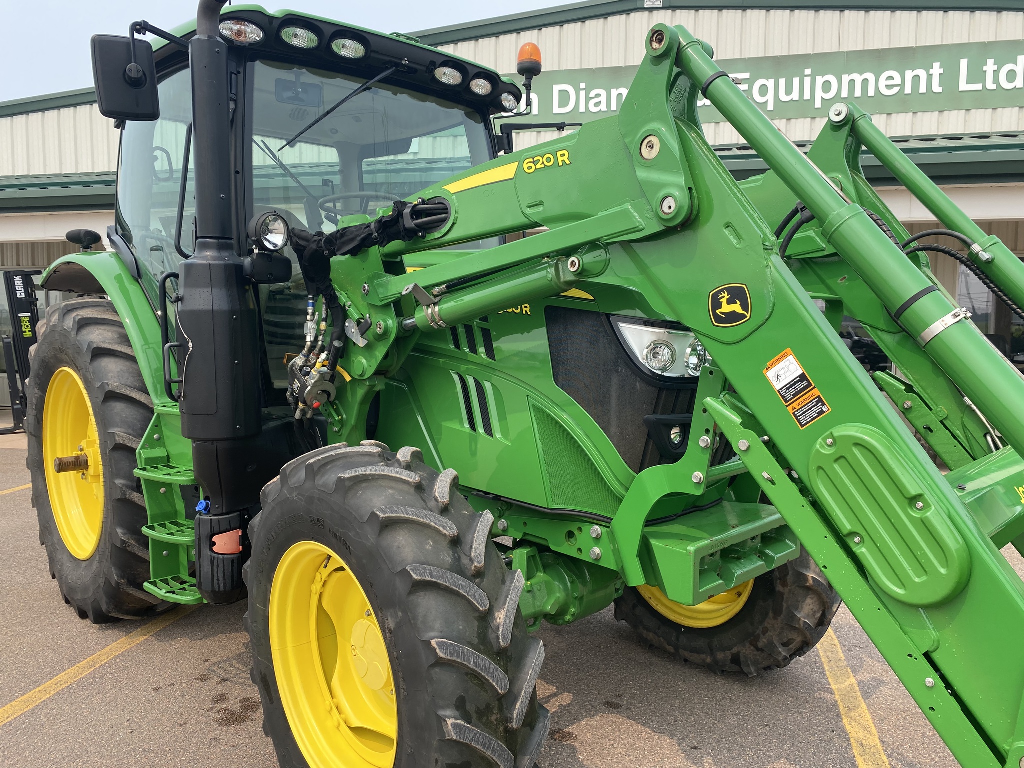 2022 John Deere 6130R Image 17