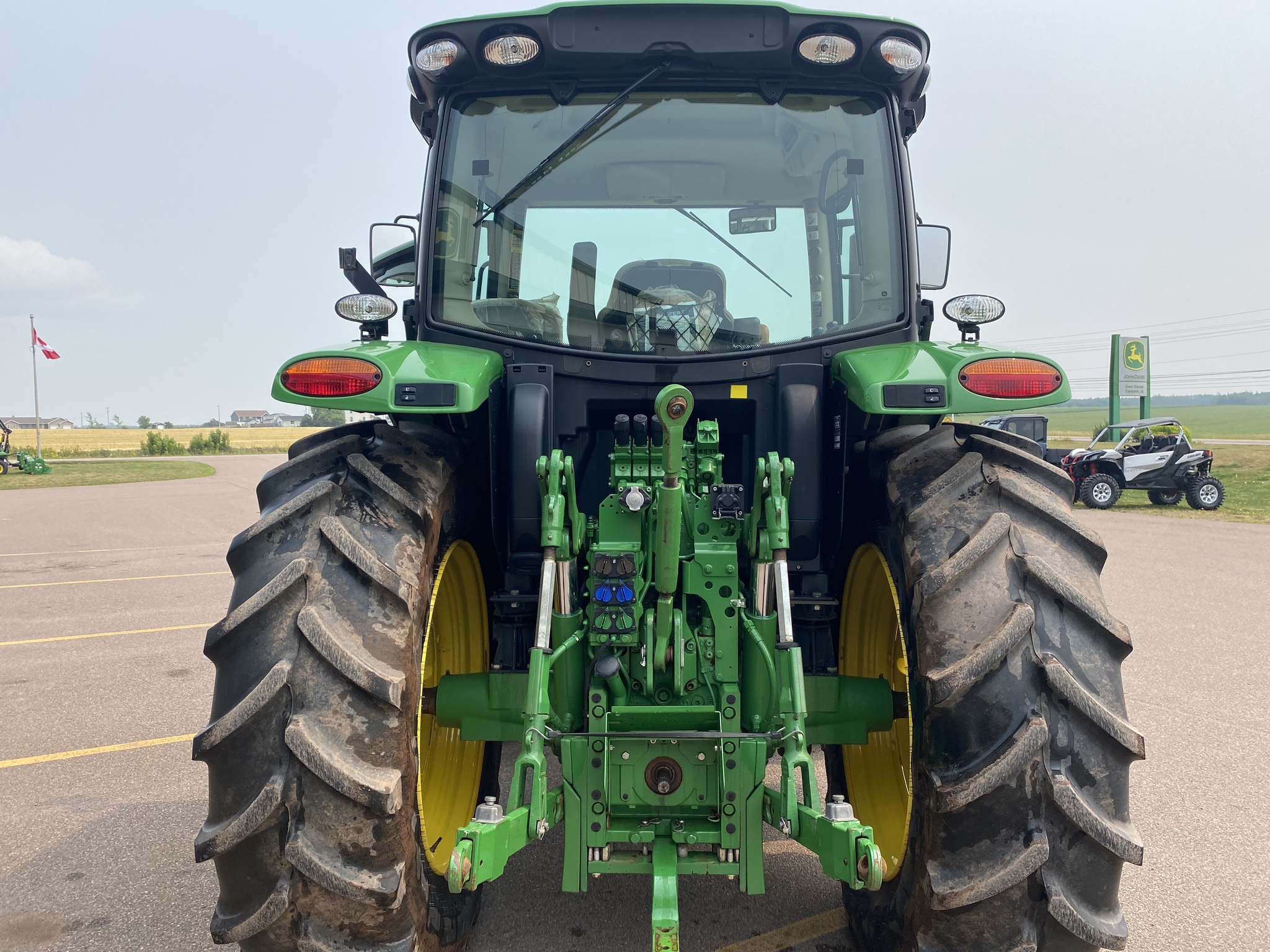 2022 John Deere 6130R Image 19