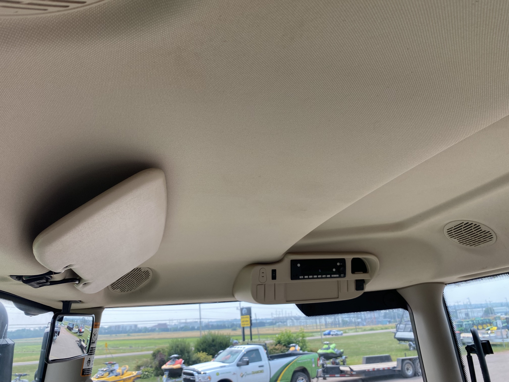 2022 John Deere 6130R Image 12