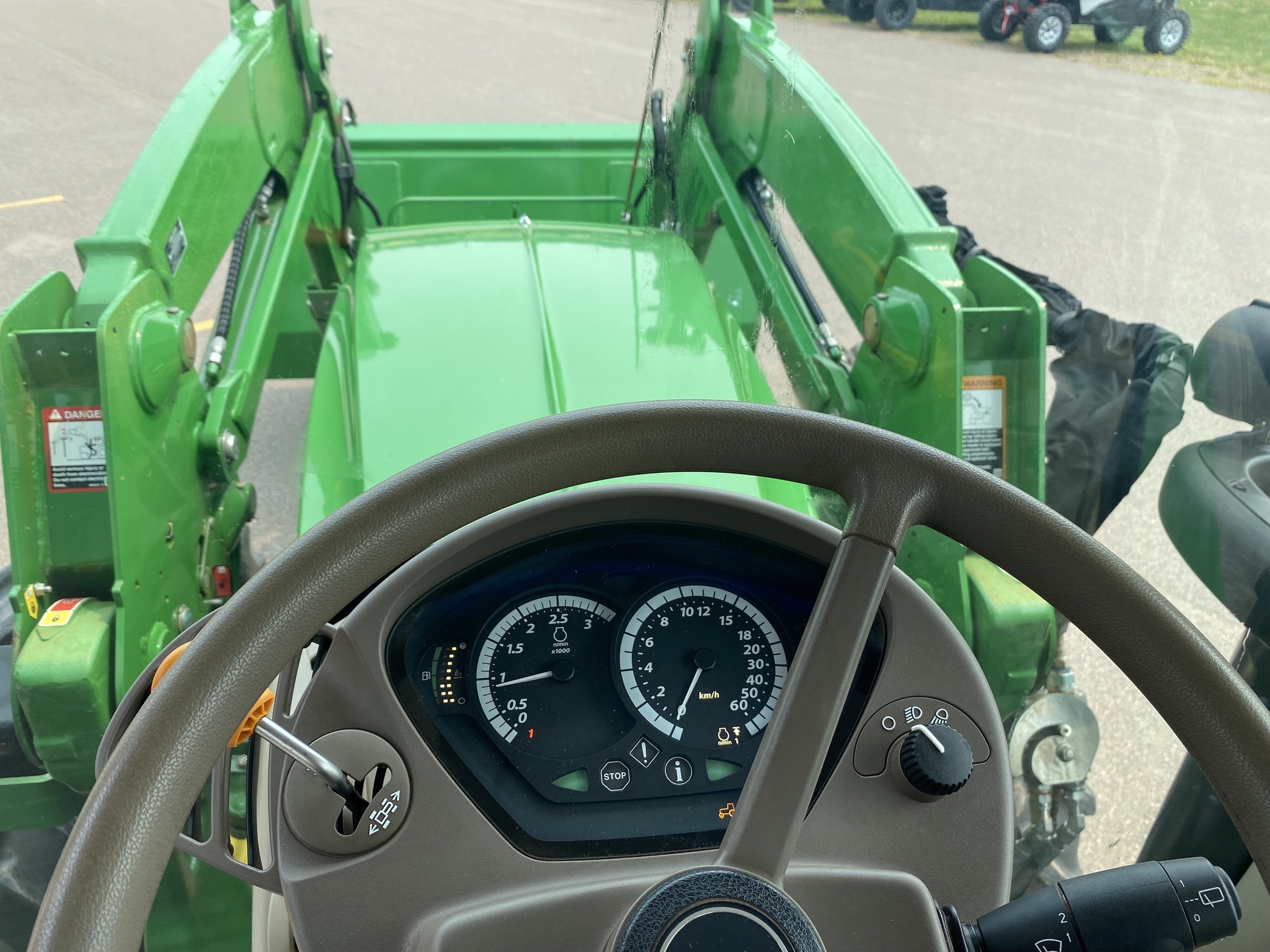 2022 John Deere 6130R Image 8