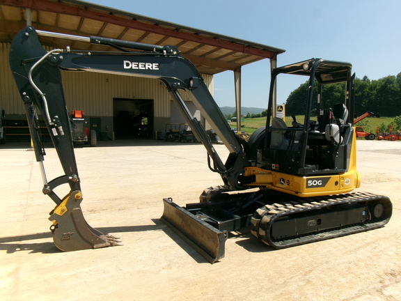 Photo of a 2023 John Deere 50G