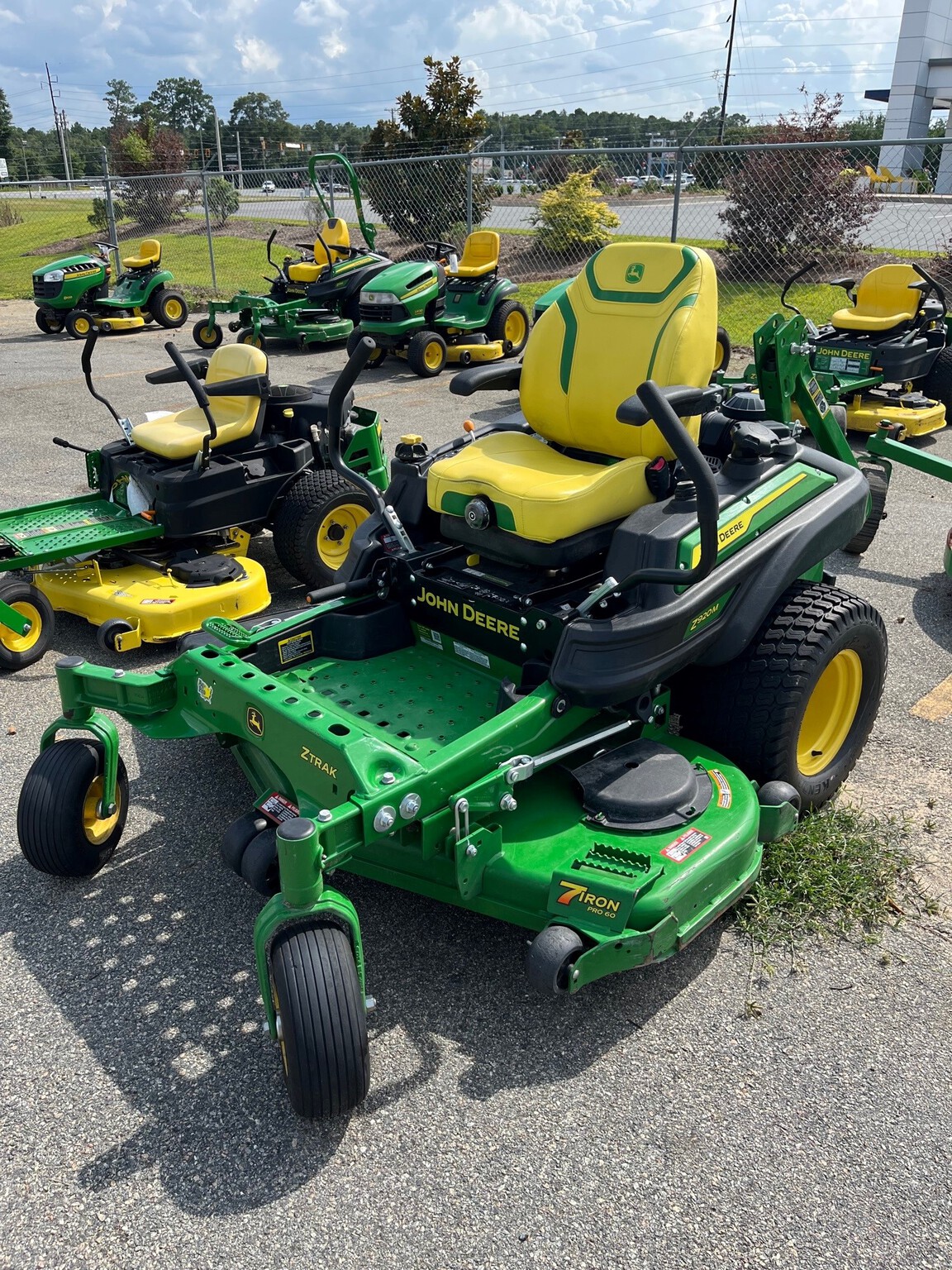 2023 John Deere Z920M ZeroTurn Mowers Valdosta, GA