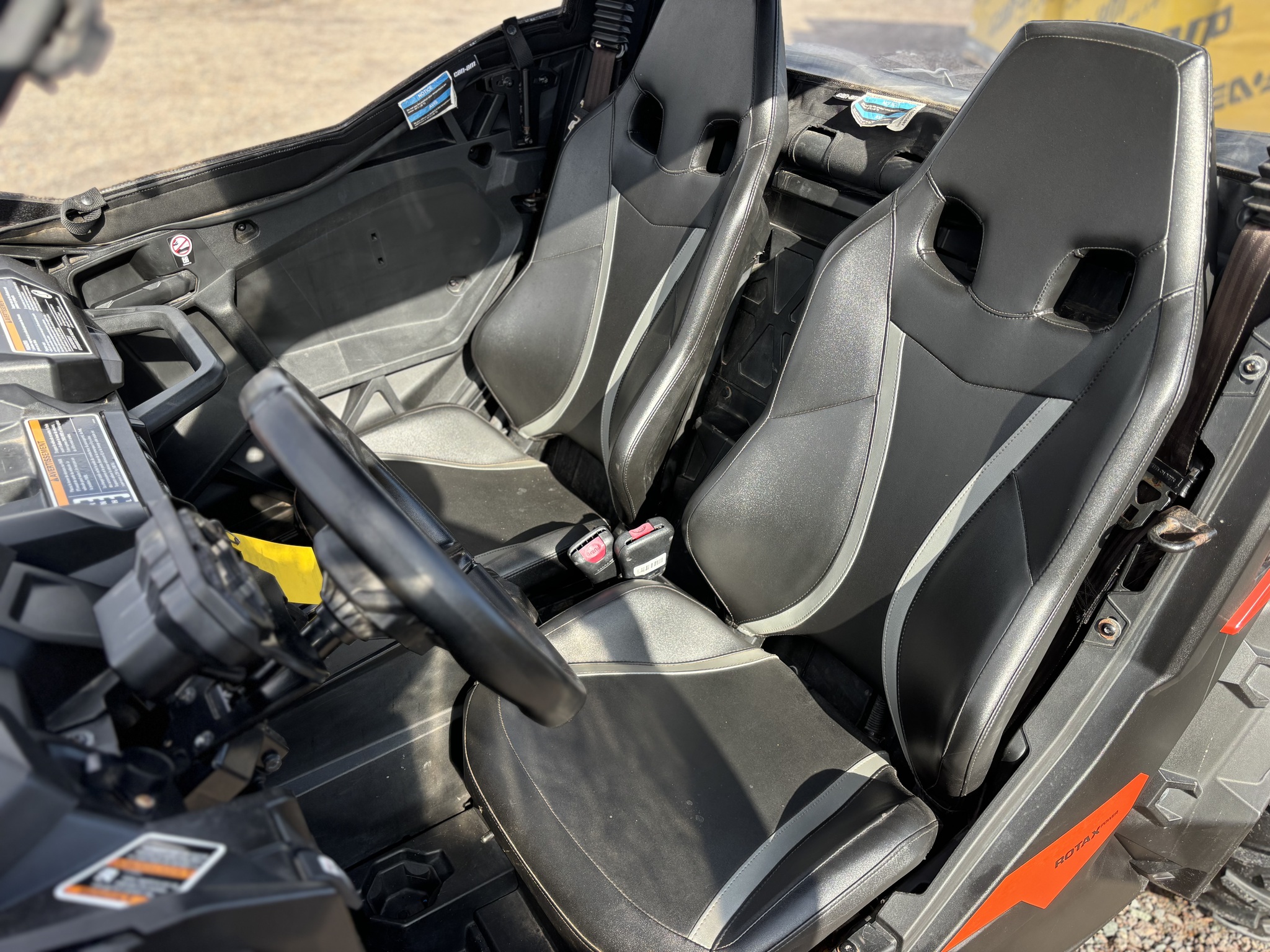 2019 Can-Am Maverick Sport 1000R Image 16