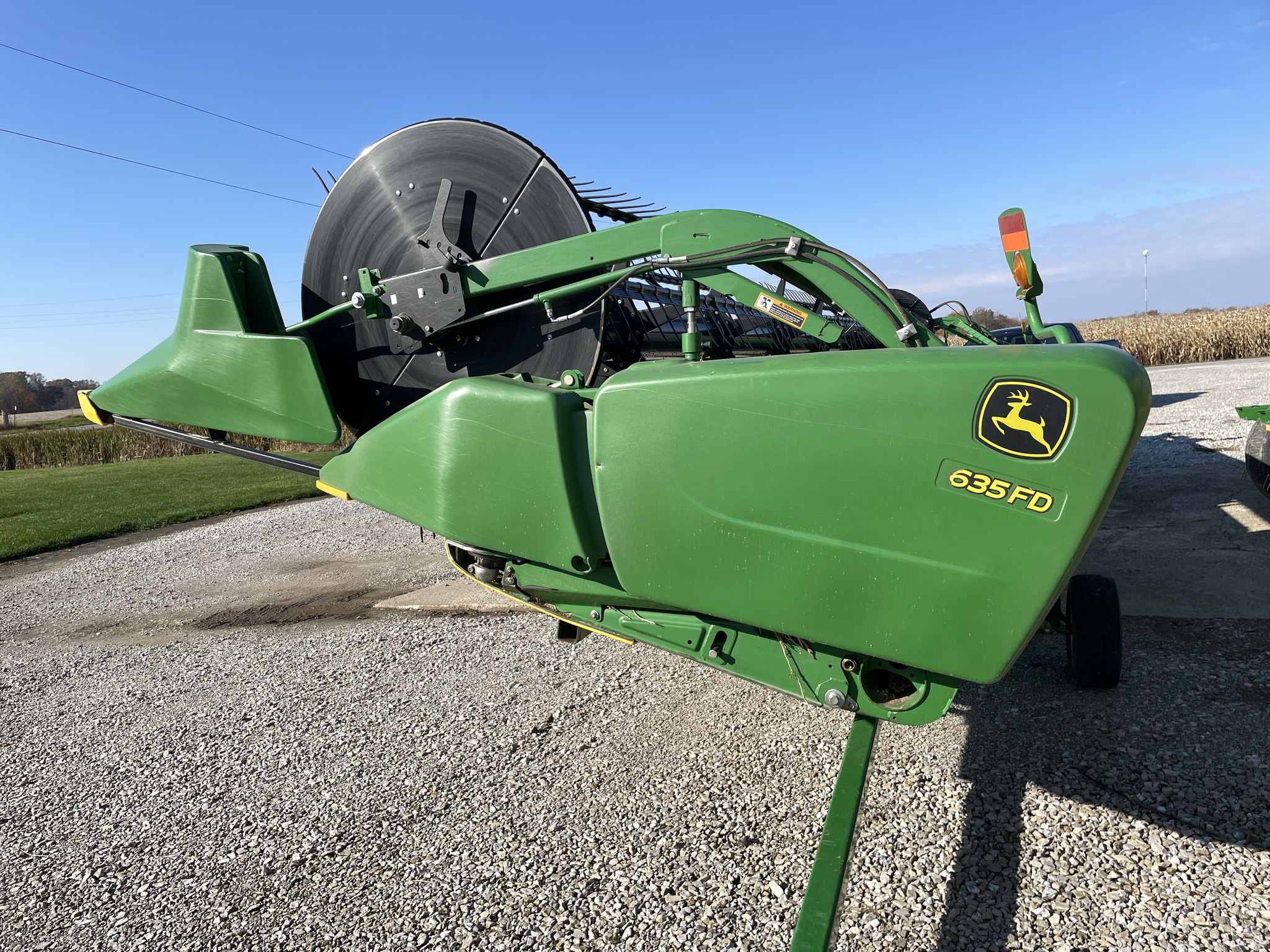 2013 John Deere 635FD Image 1