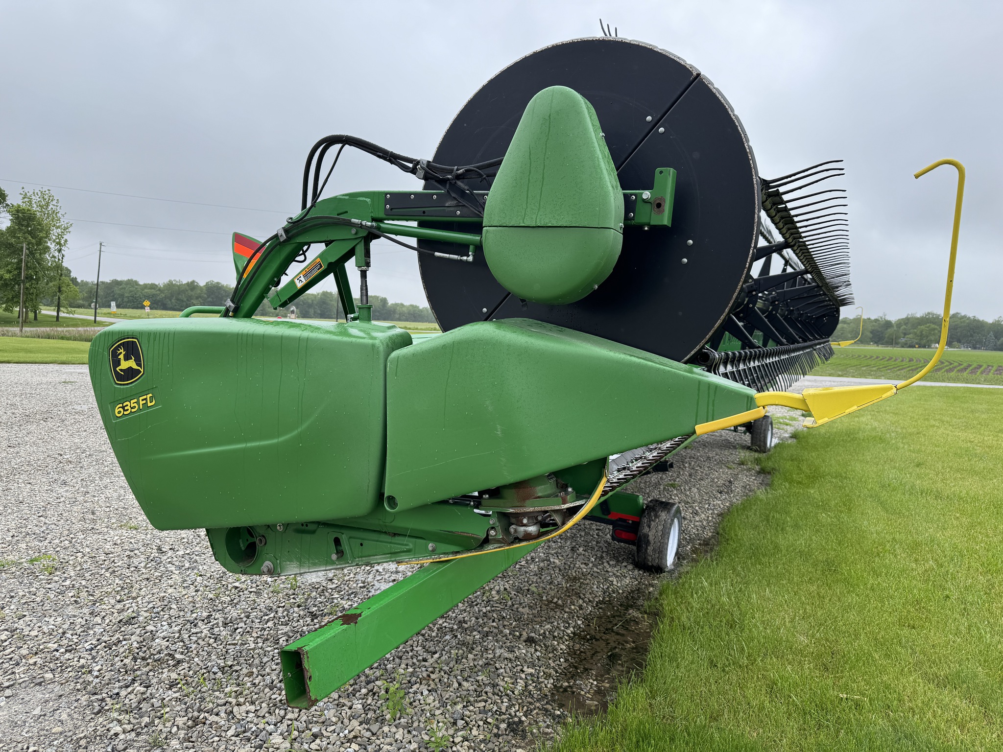 2013 John Deere 635FD Image 37