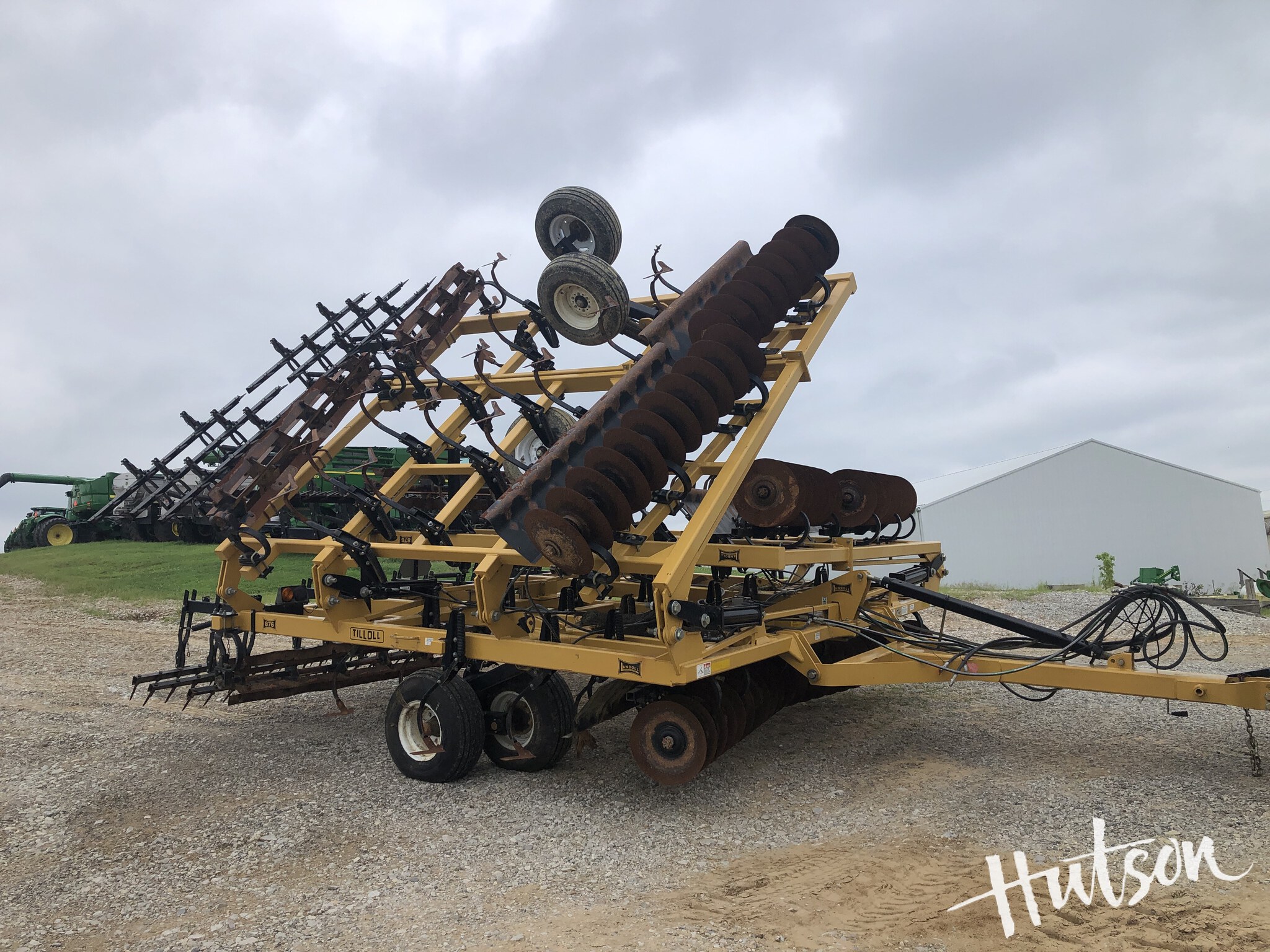 2016 Landoll 876-40