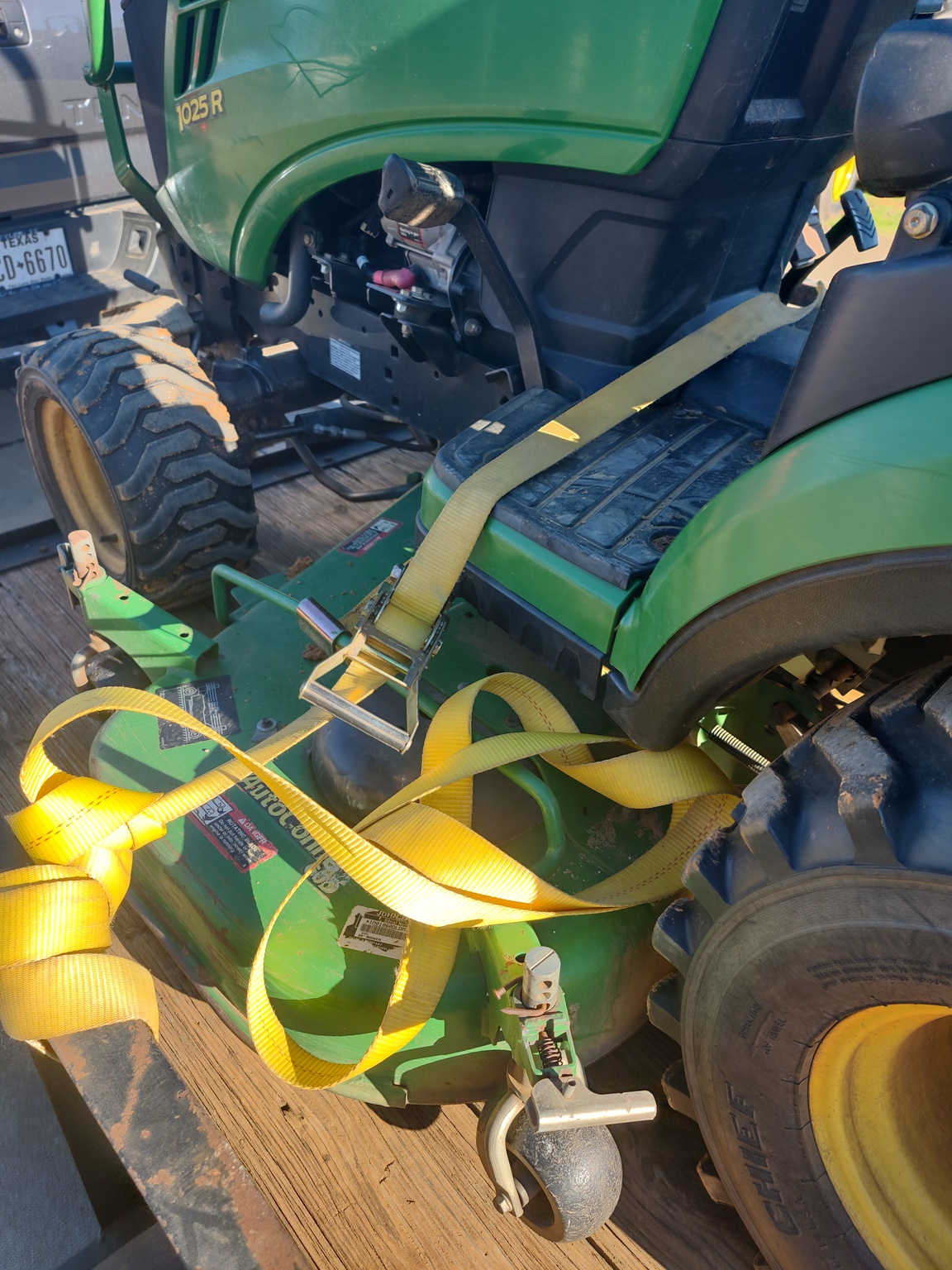 2013 John Deere 1025R Compact Utility Tractors Tyler, TX