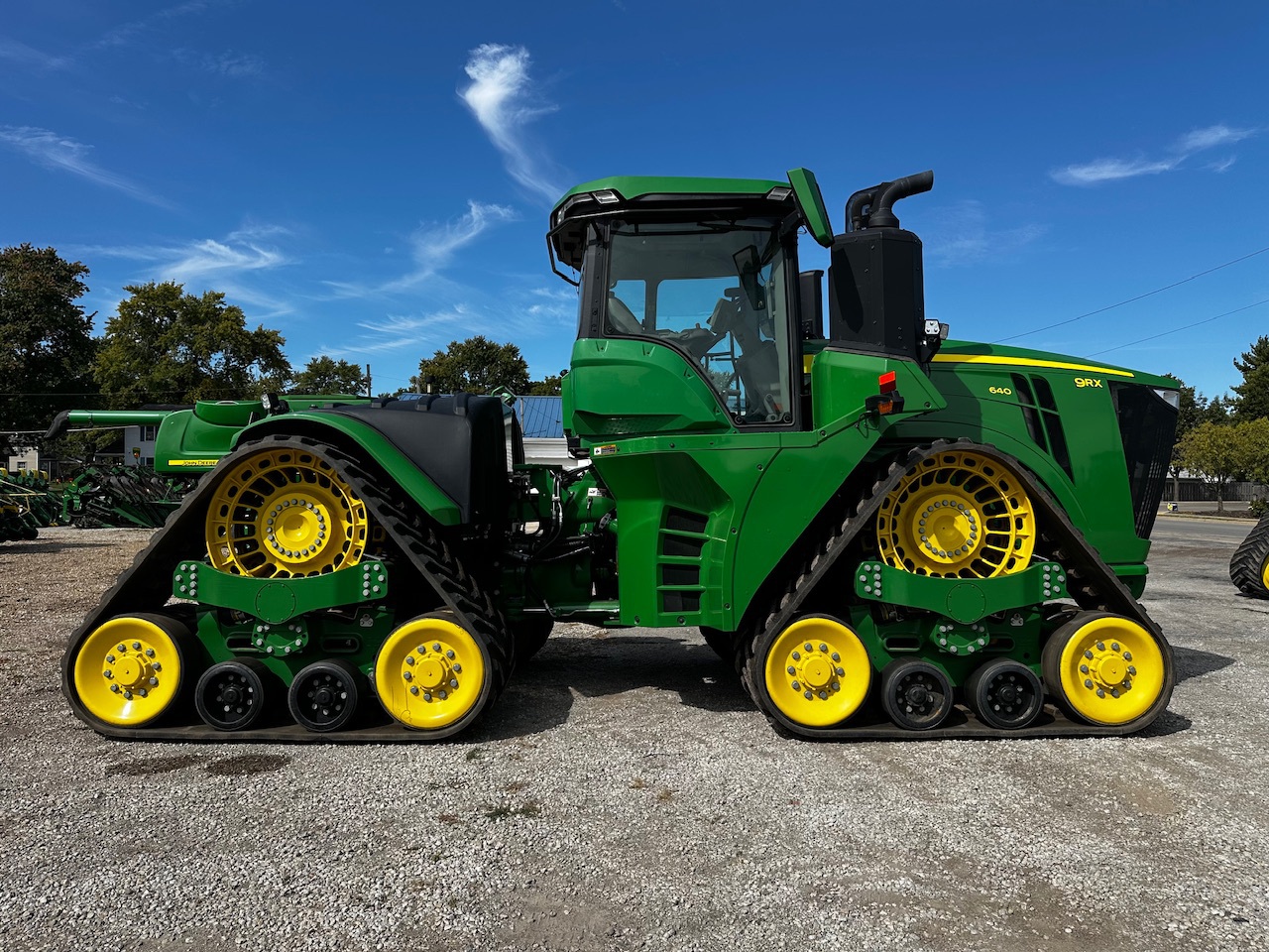  2023 John Deere 9RX 640 at Heritage Tractor in Pontiac, IL