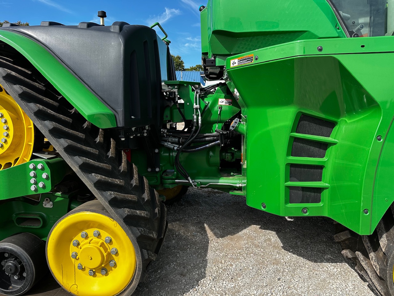  2023 John Deere 9RX 640 at Heritage Tractor in Pontiac, IL