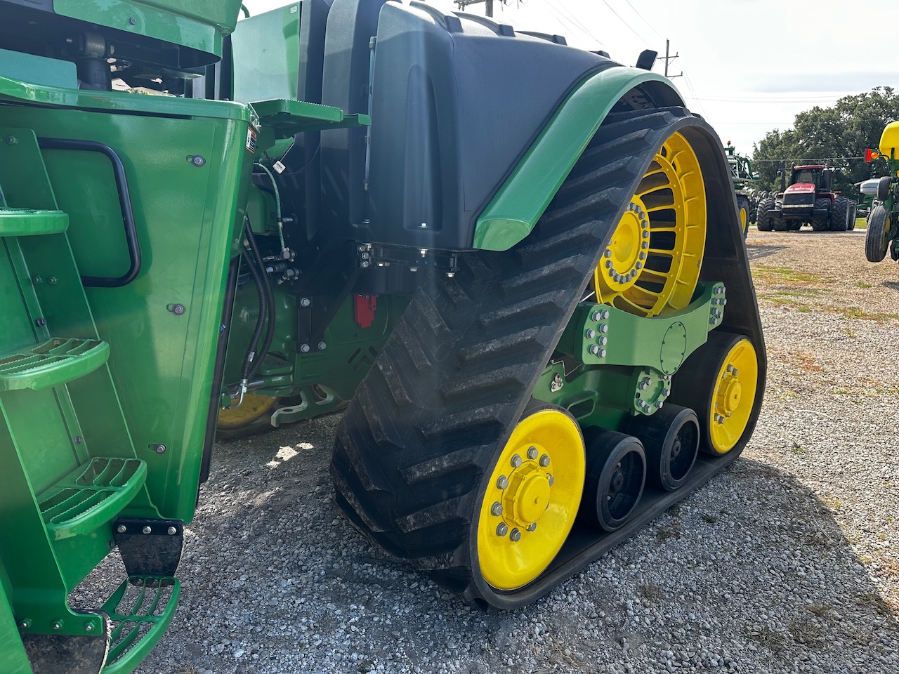  2023 John Deere 9RX 640 at Heritage Tractor in Pontiac, IL