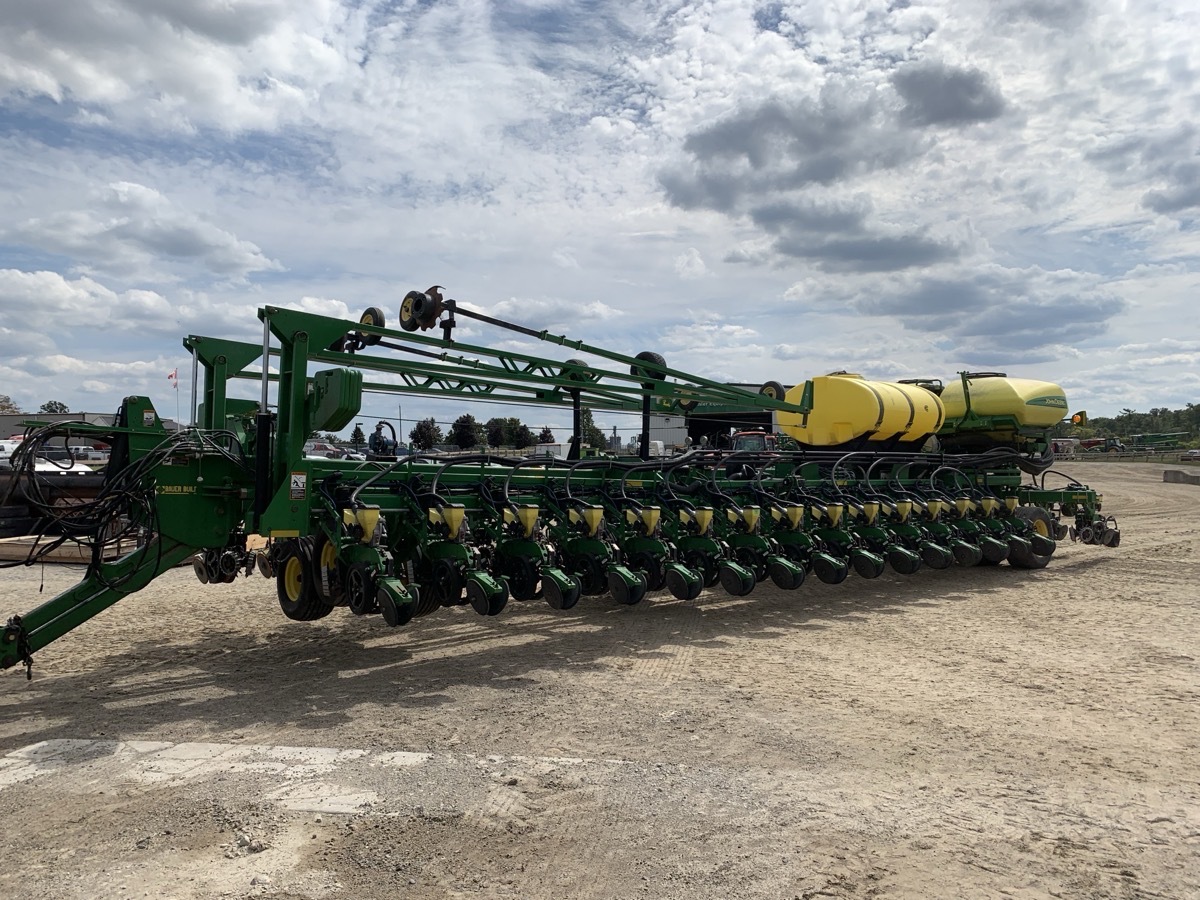 2014 John Deere DB90 Image 1
