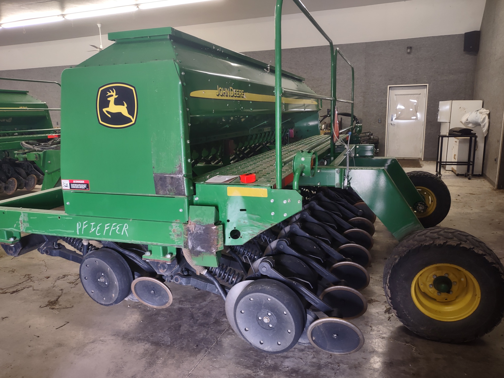2013 John Deere 1590 Image 4