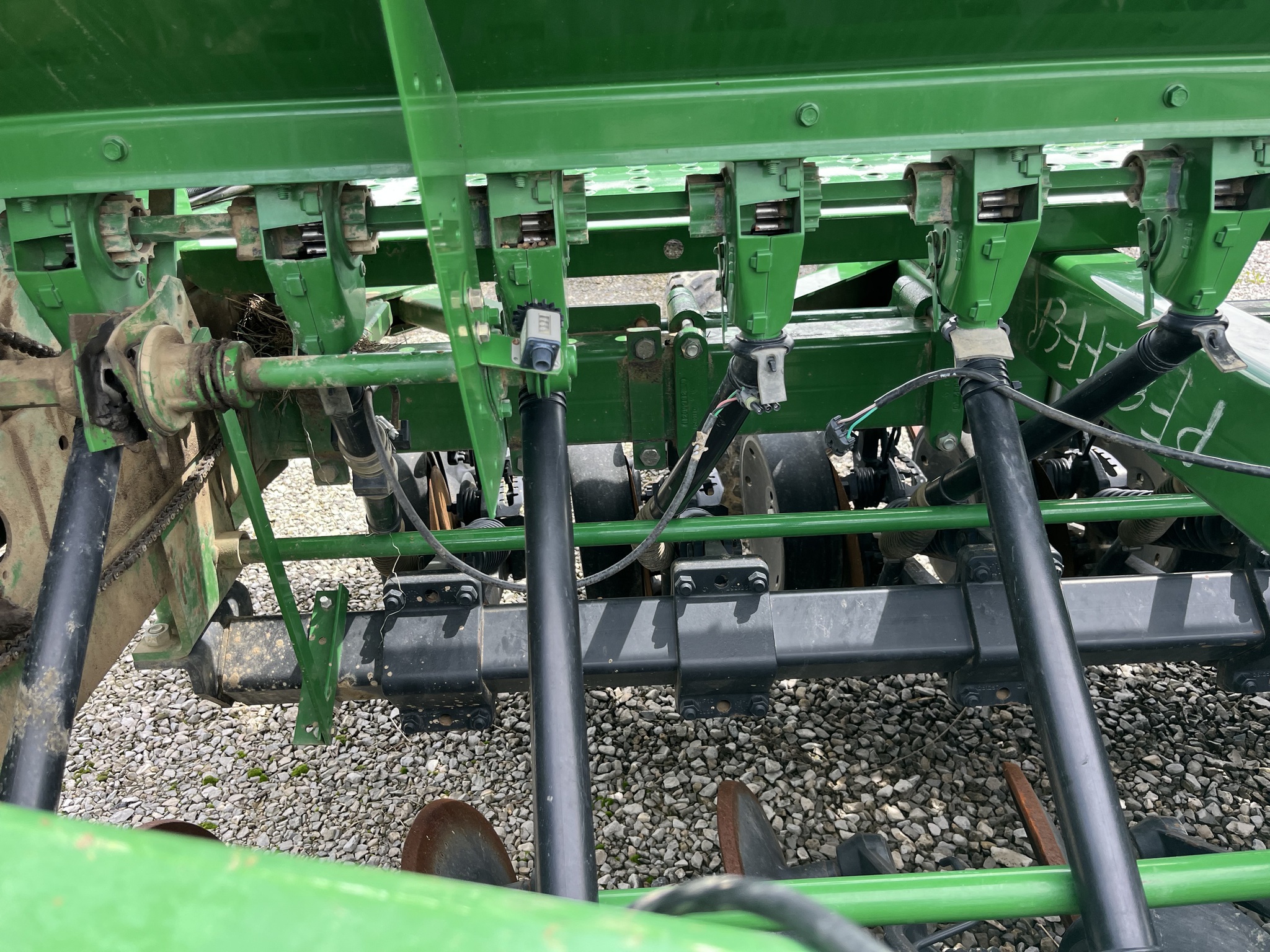 2013 John Deere 1590 Image 18