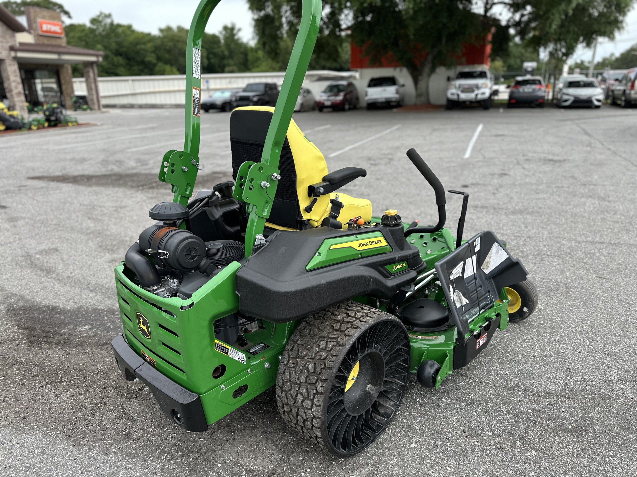 2025 John Deere Z950M Image 4