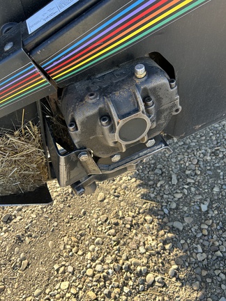 Used 2005 MacDon 963 Combine Platforms at Horizon Ag & Turf in Falher, AB - Photo8