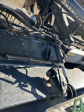 Used 2005 MacDon 963 Combine Platforms at Horizon Ag & Turf in Falher, AB - Photo13