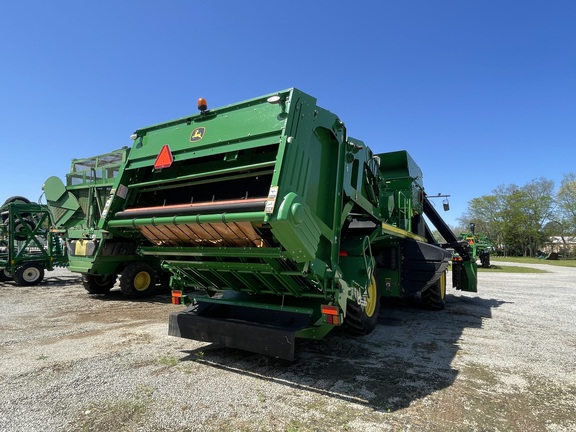 2021 John Deere CP690