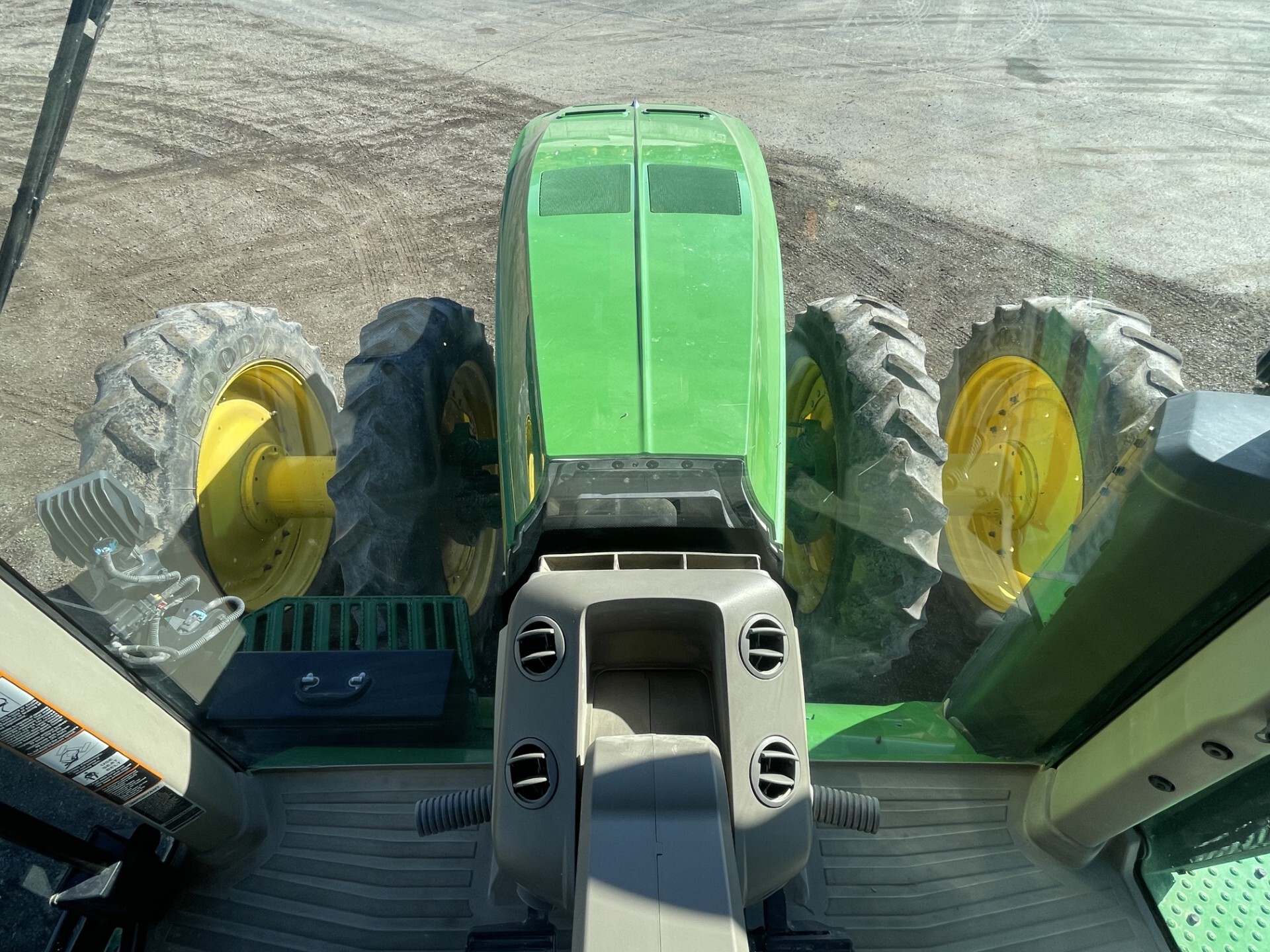 2021 John Deere 8R 310 Image 27