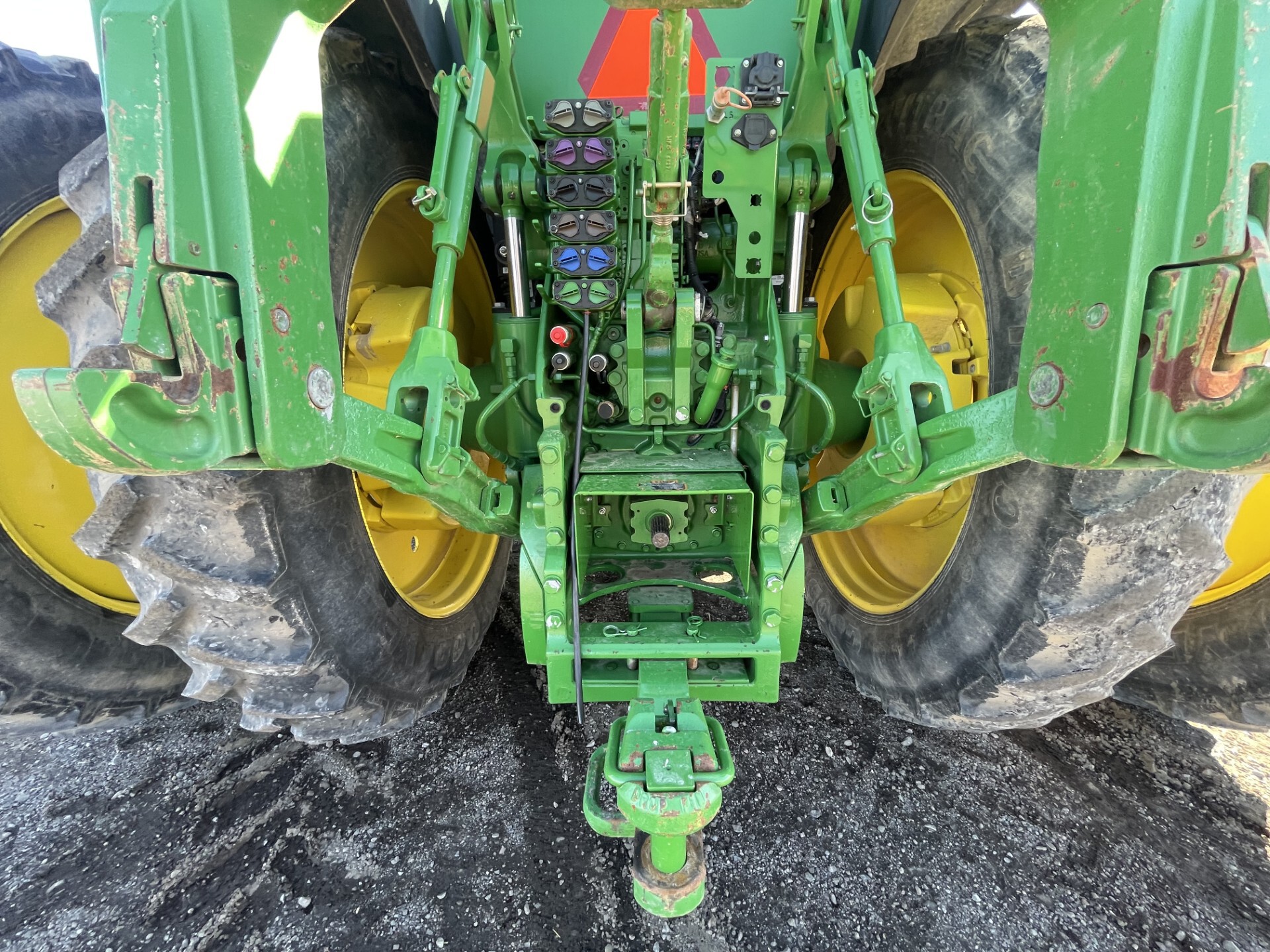 2021 John Deere 8R 310 Image 22