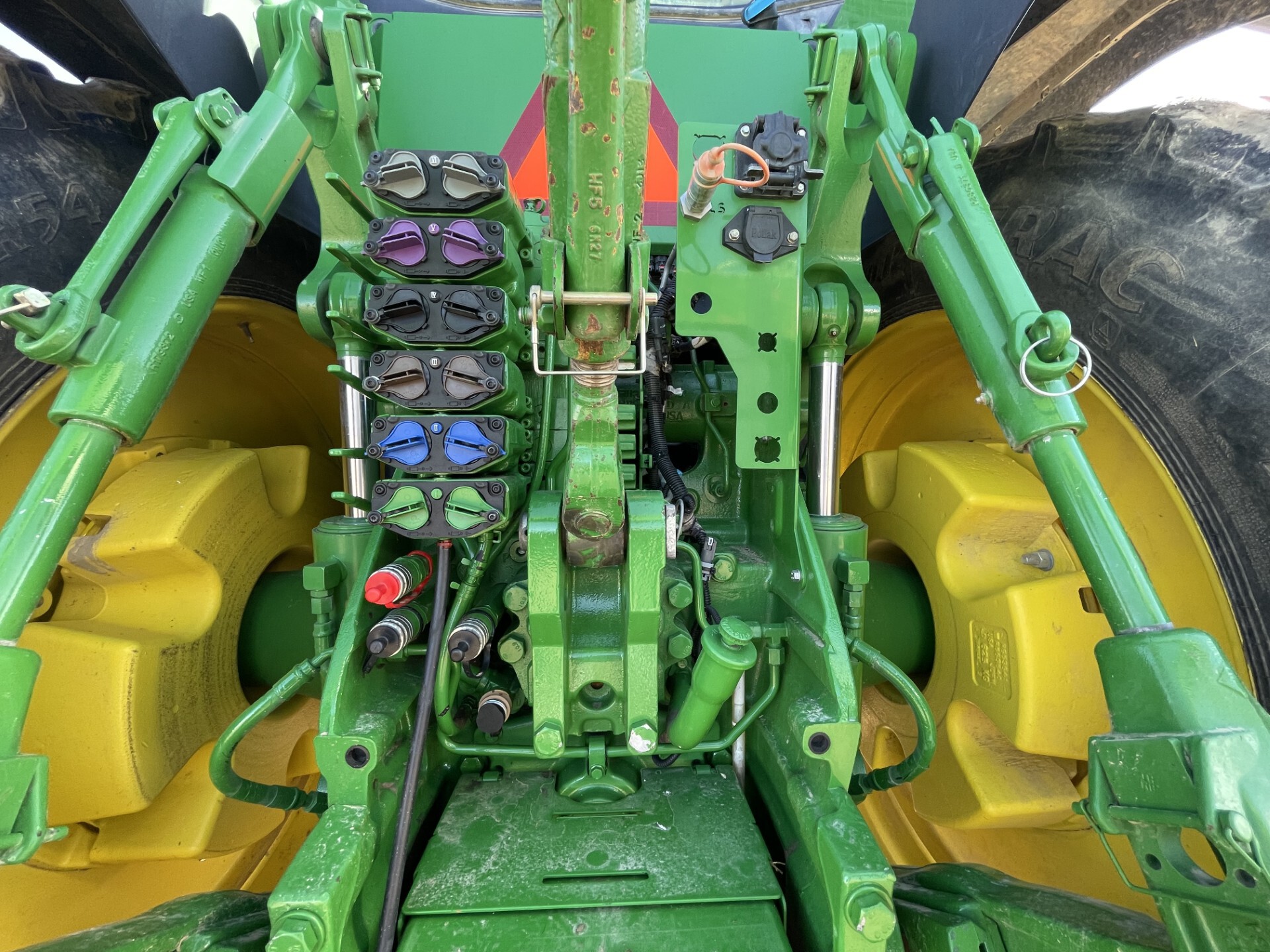 2021 John Deere 8R 310 Image 23