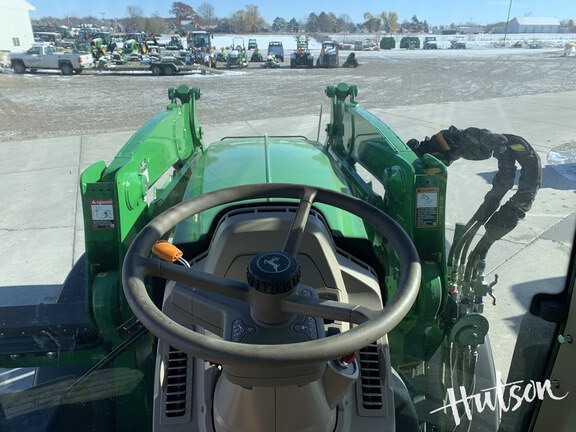 Photo of 2024 John Deere 6175M