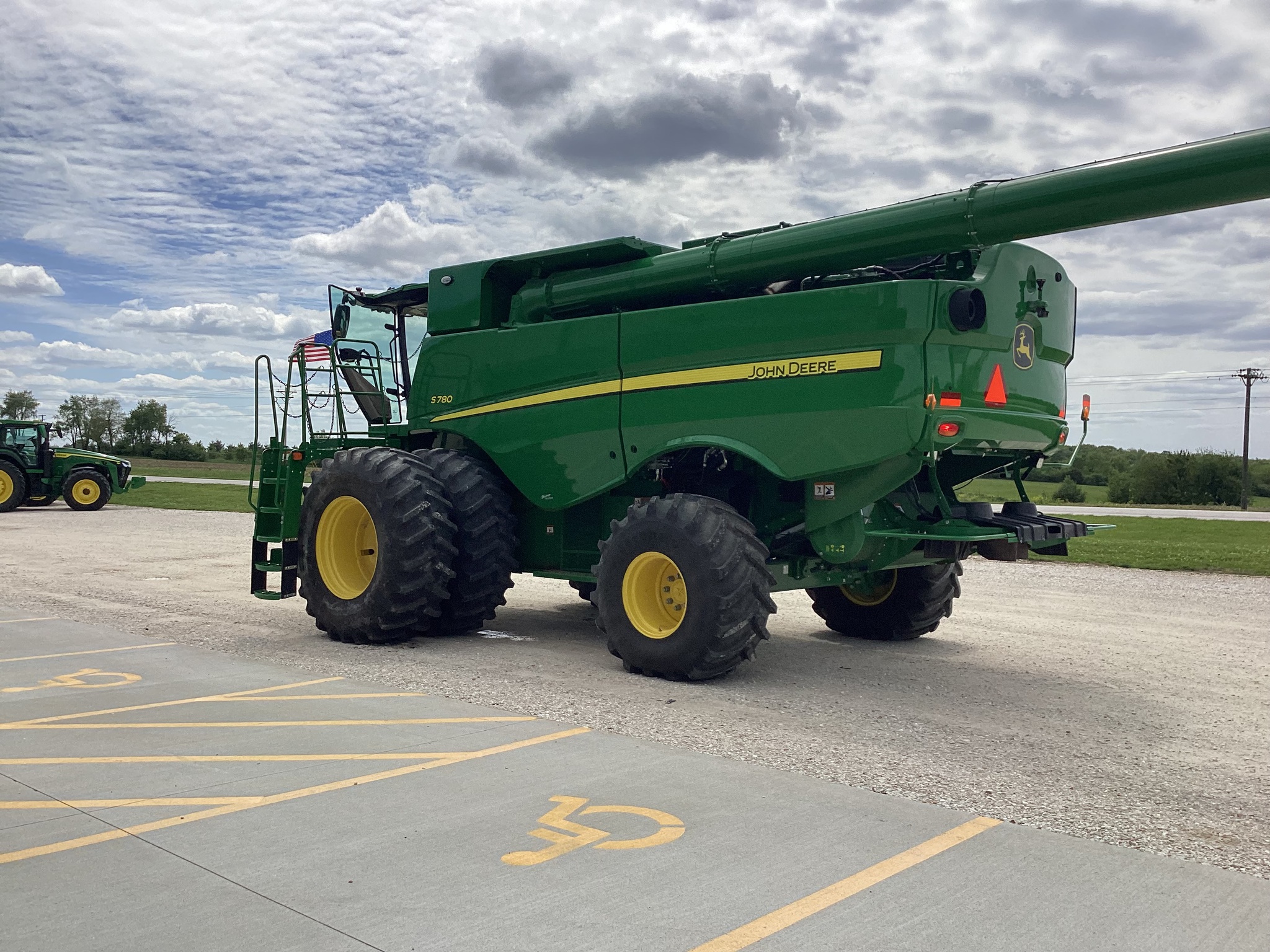  2024 John Deere S780 at Heritage Tractor in Rockport, IL