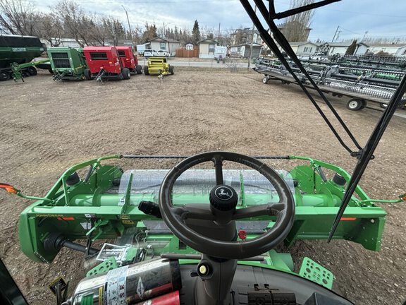Used 2018 John Deere S790 Combines at Horizon Ag & Turf in Vermilion, AB - Photo16