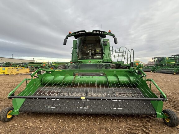 Used 2018 John Deere S790 Combines at Horizon Ag & Turf in Vermilion, AB - Photo11