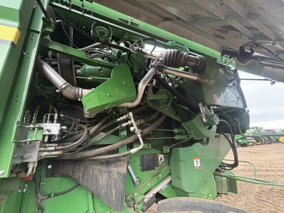 Used 2018 John Deere S790 Combines at Horizon Ag & Turf in Vermilion, AB - Photo13