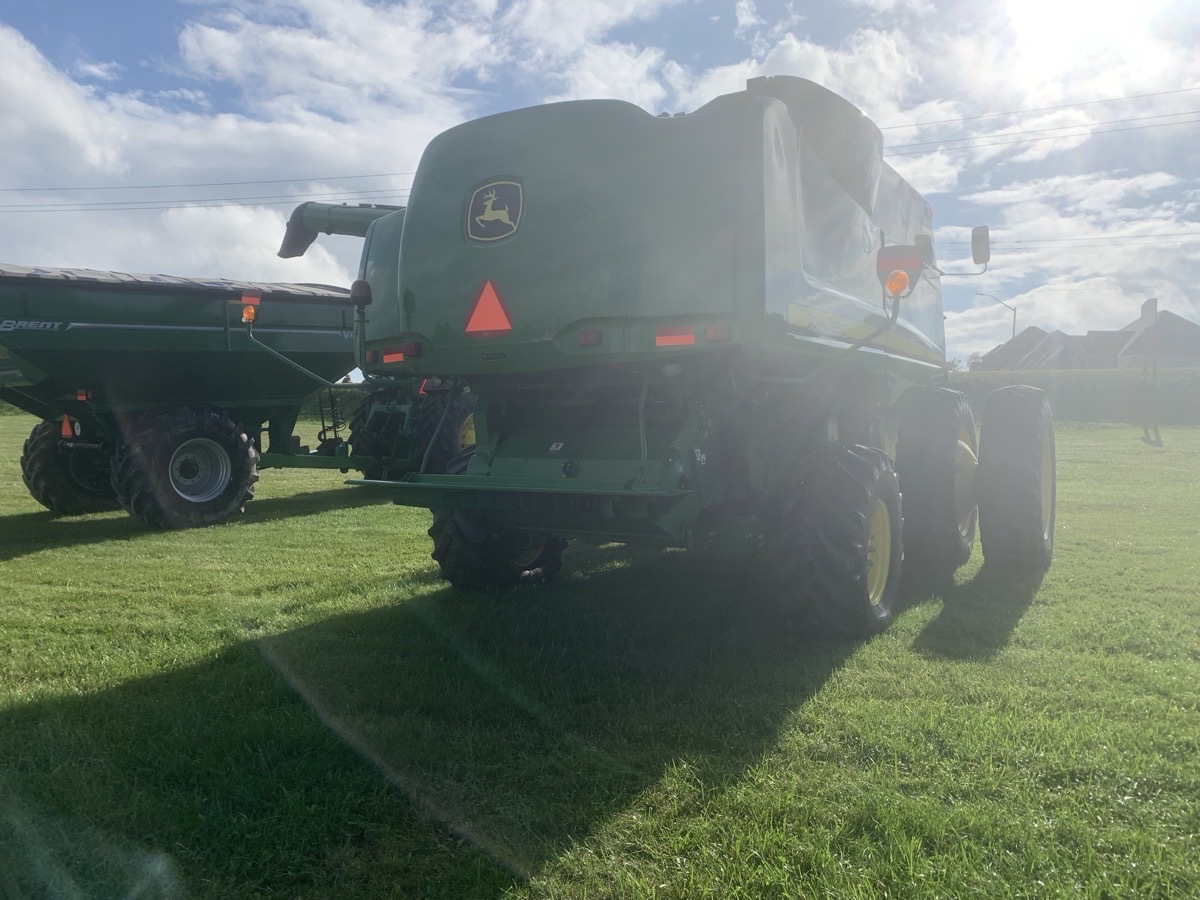 2011 John Deere 9670 STS Image 4