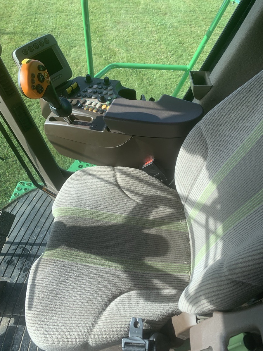 2011 John Deere 9670 STS Image 6