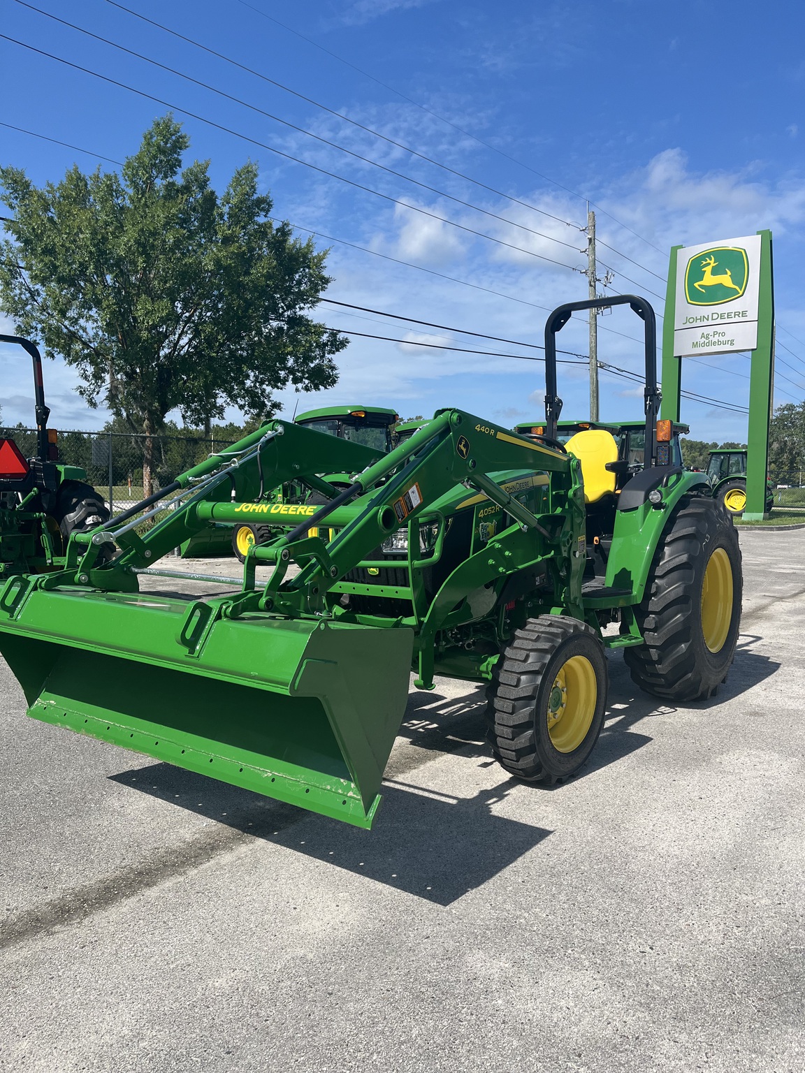 2025 John Deere 4044R Image 6