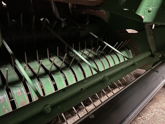 2024 John Deere 561M (13th thumbnail)