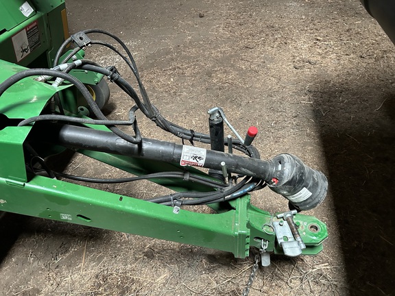 2024 John Deere 561M (15th thumbnail)