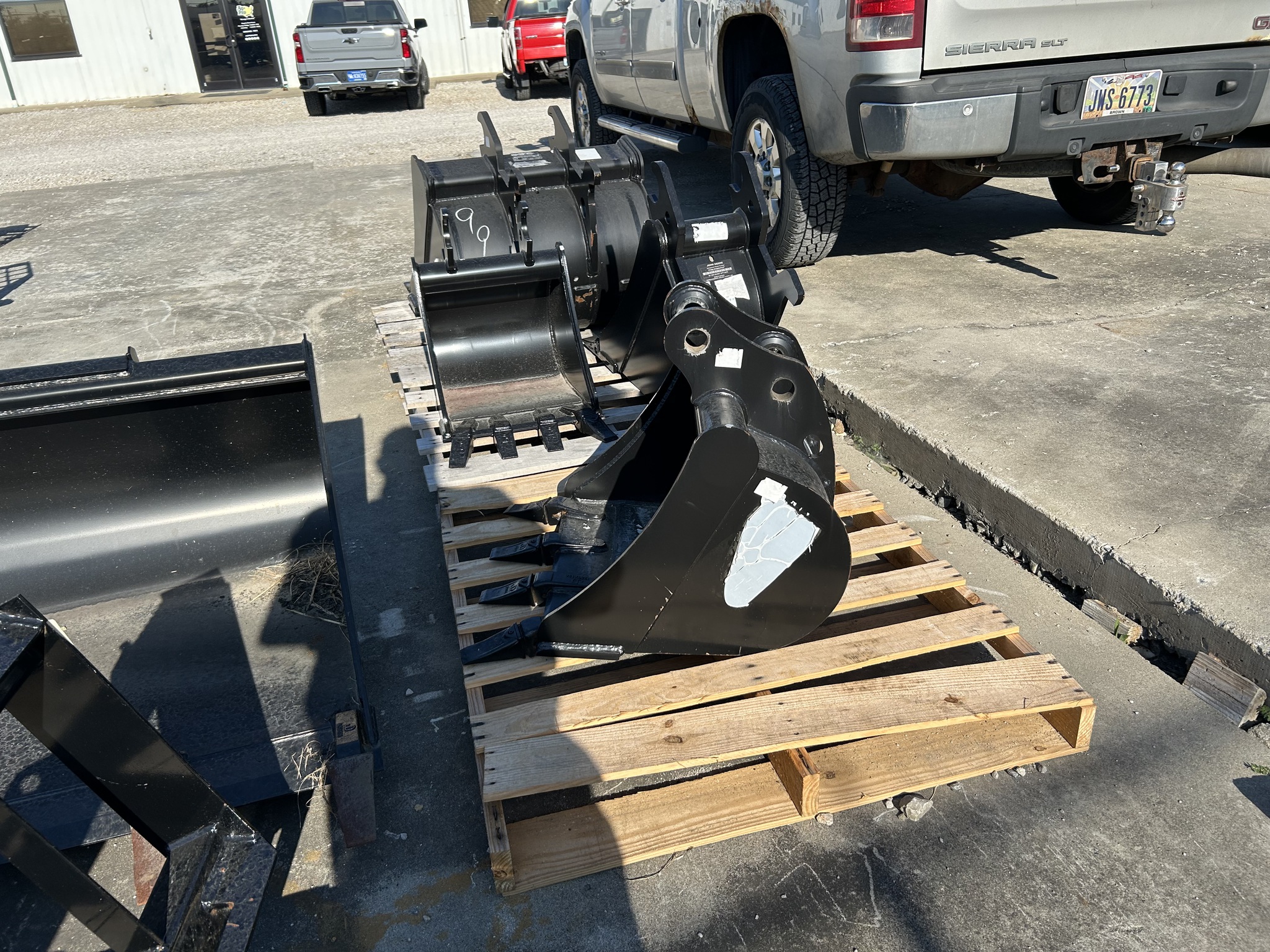 2023 John Deere BYT11909 Image 4
