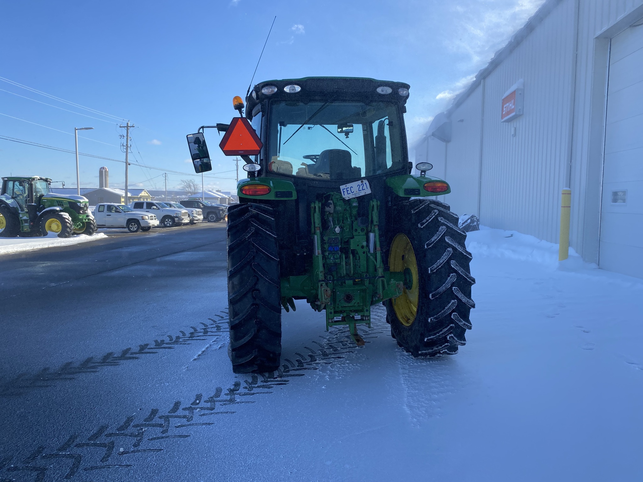 2017 John Deere 6130R Image 8