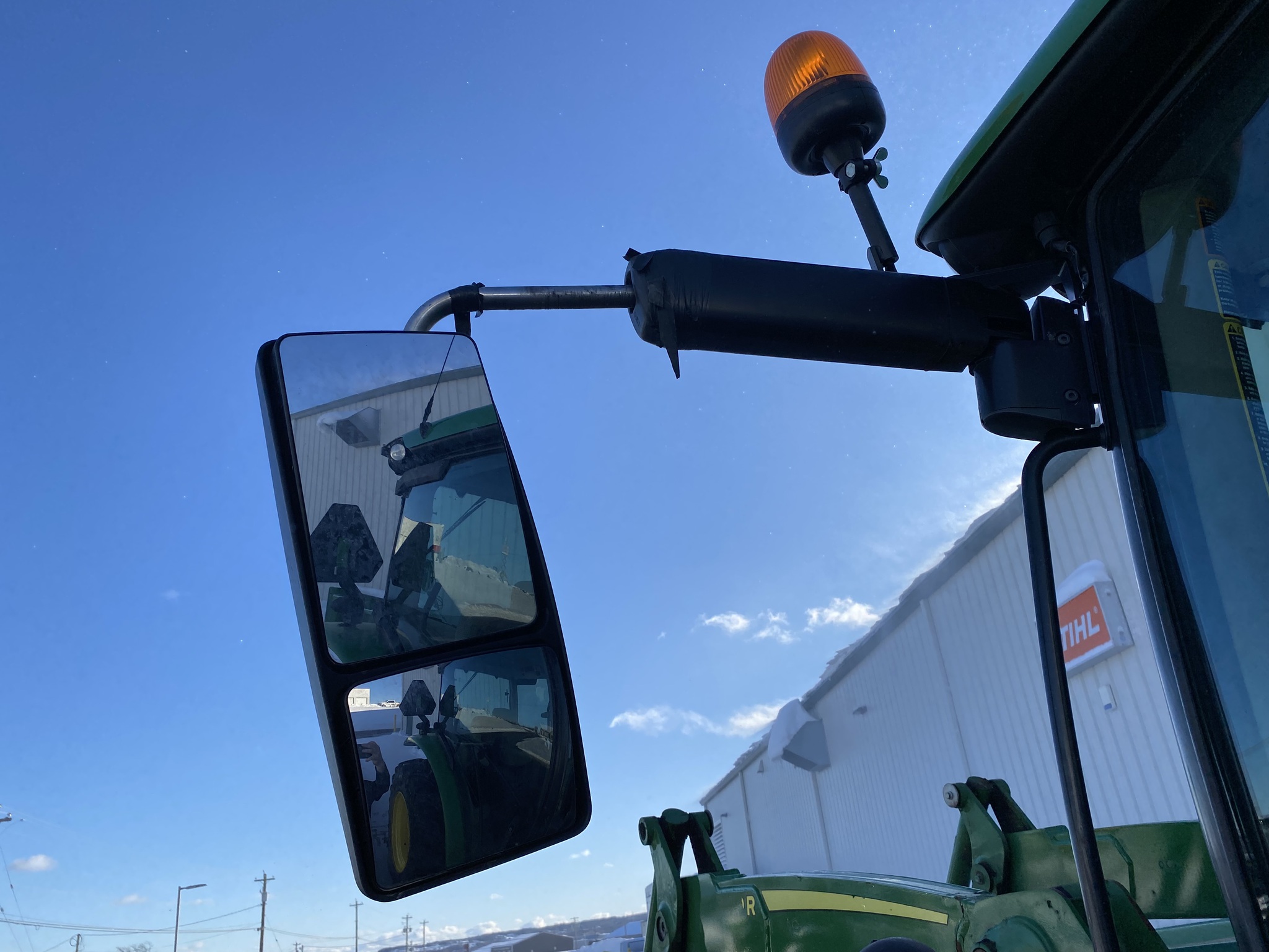 2017 John Deere 6130R Image 12