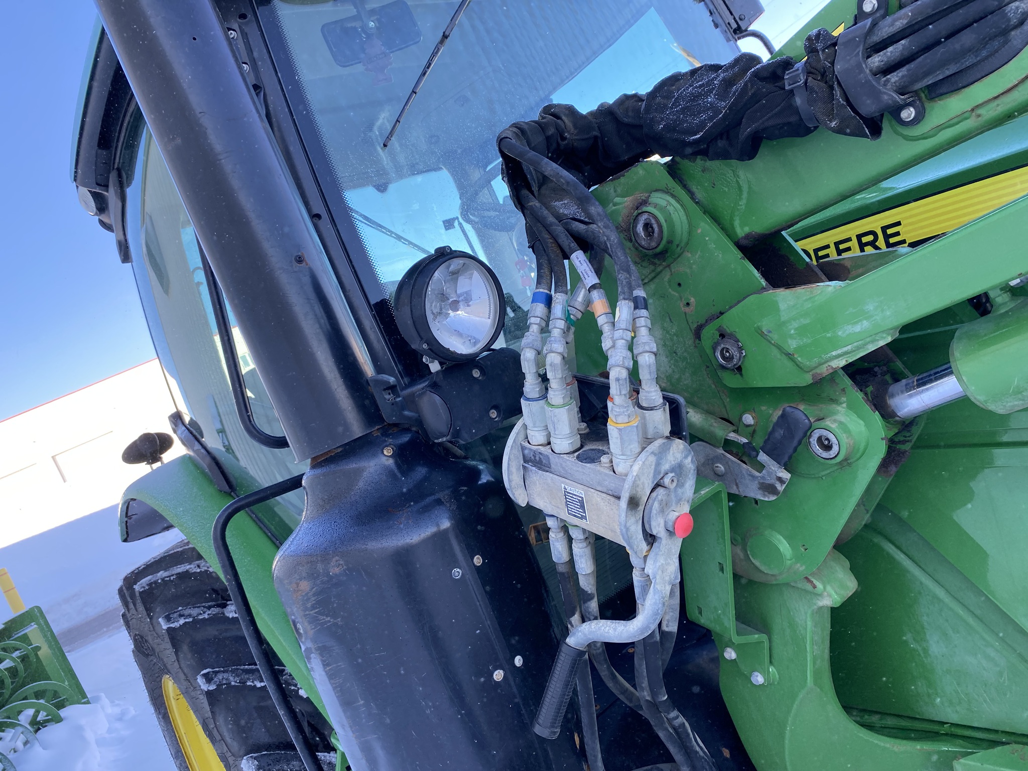 2017 John Deere 6130R Image 16