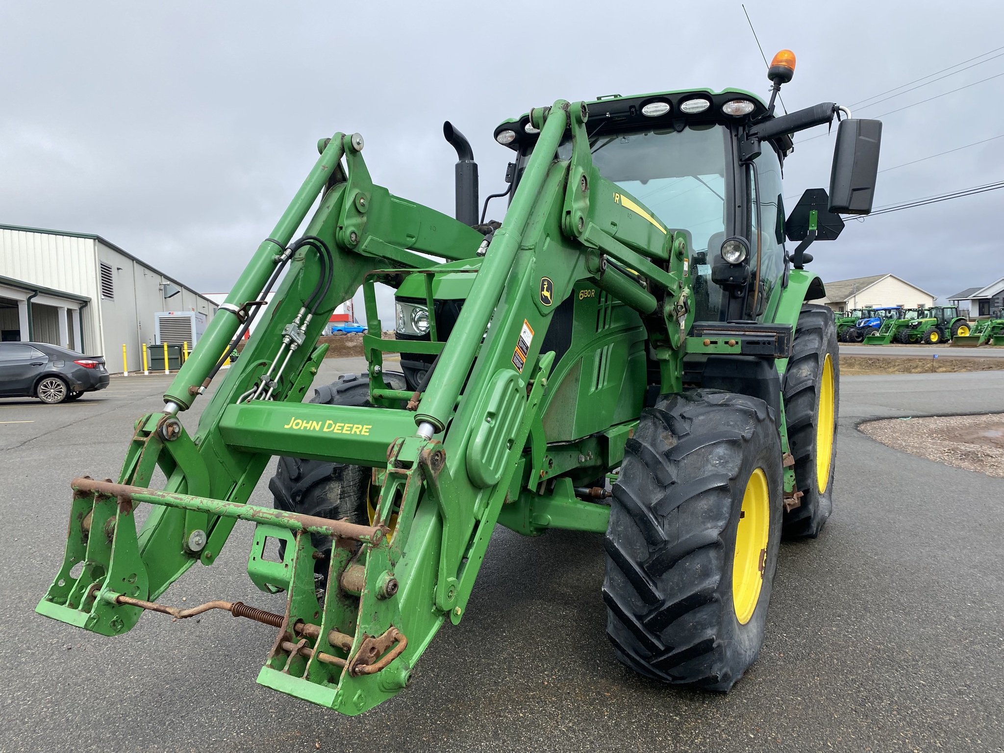 2017 John Deere 6130R Image 2