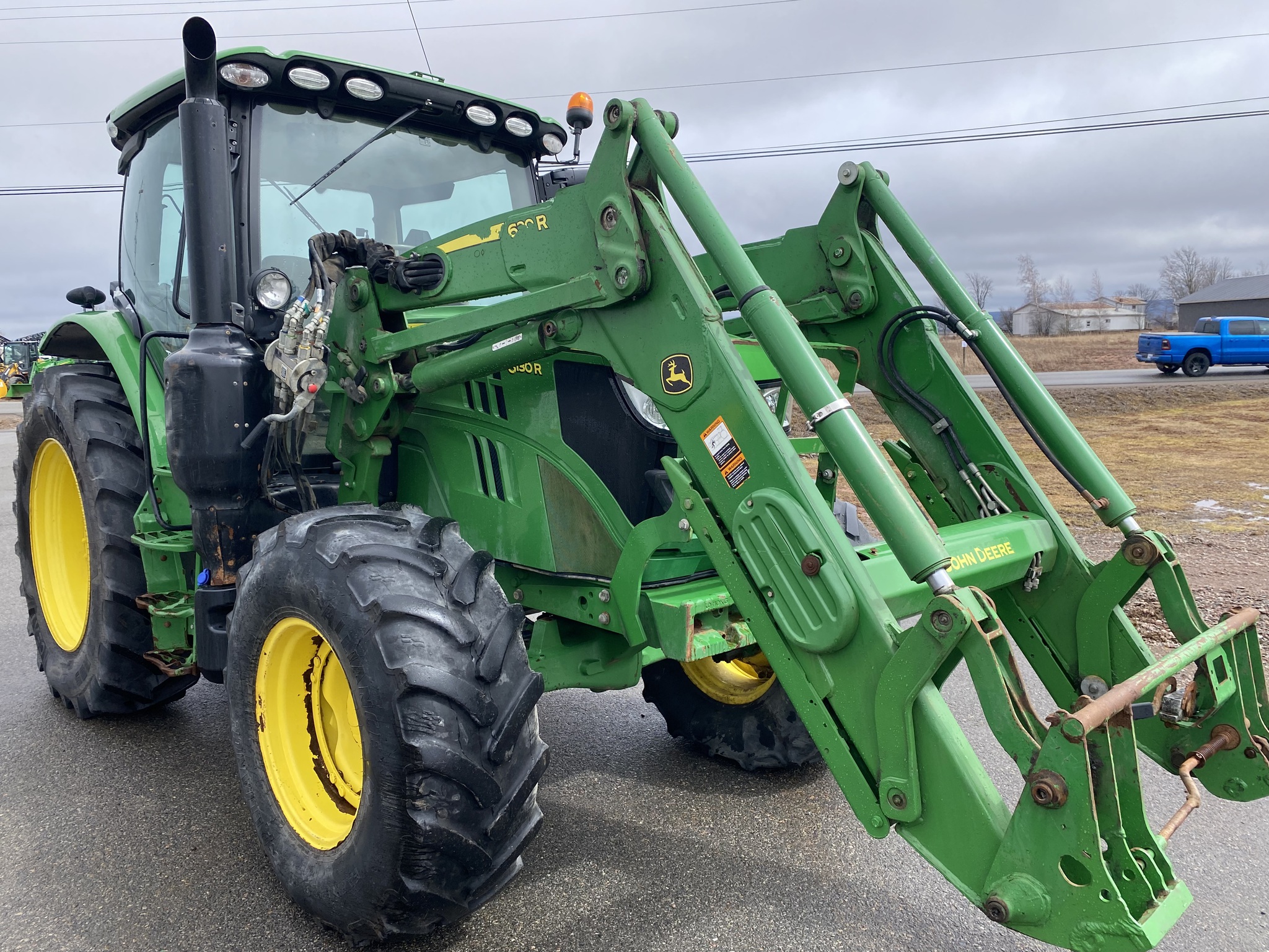 2017 John Deere 6130R Image 4