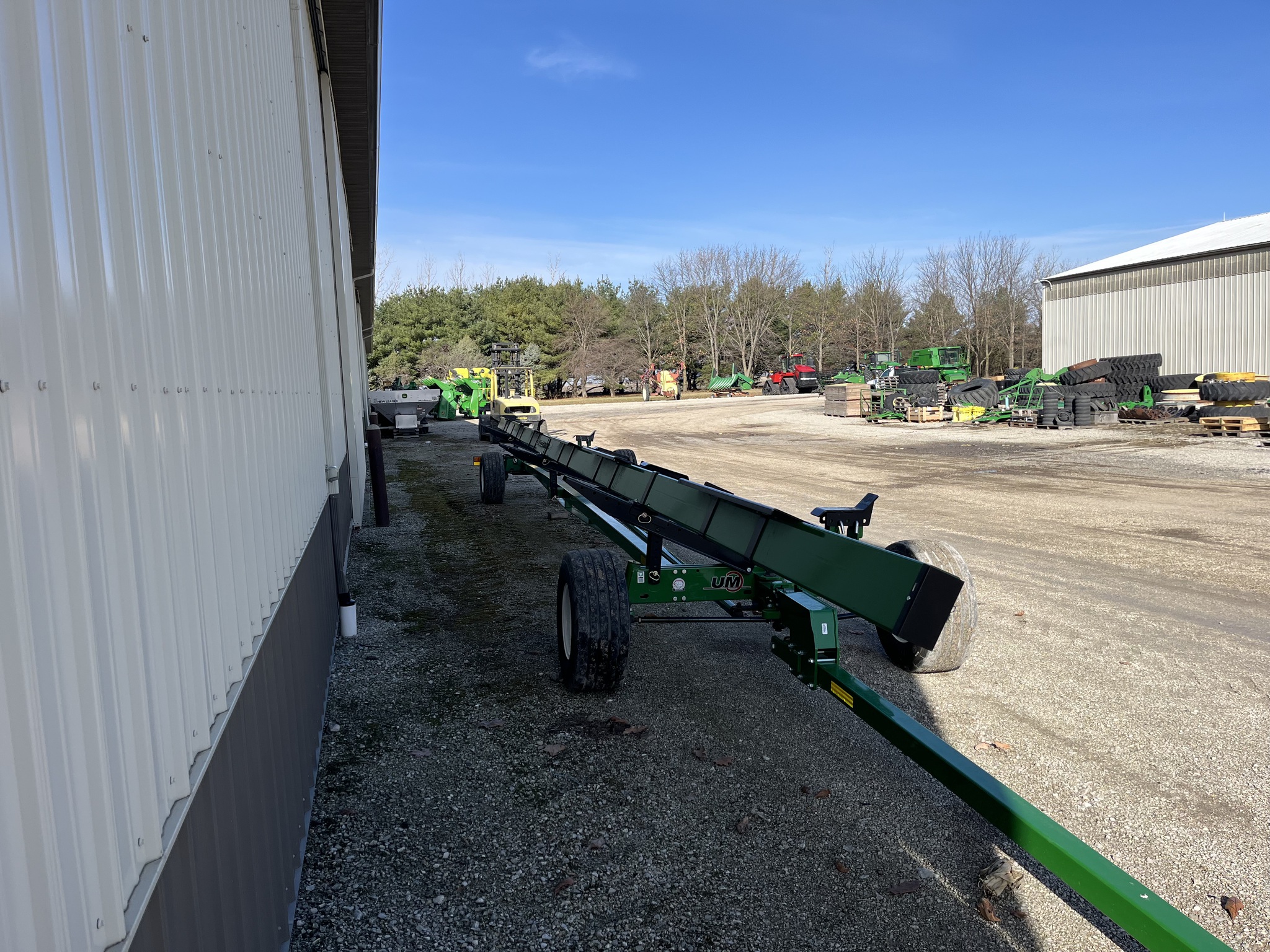  2023 Unverferth AWS52 at Heritage Tractor in Freeport, IL
